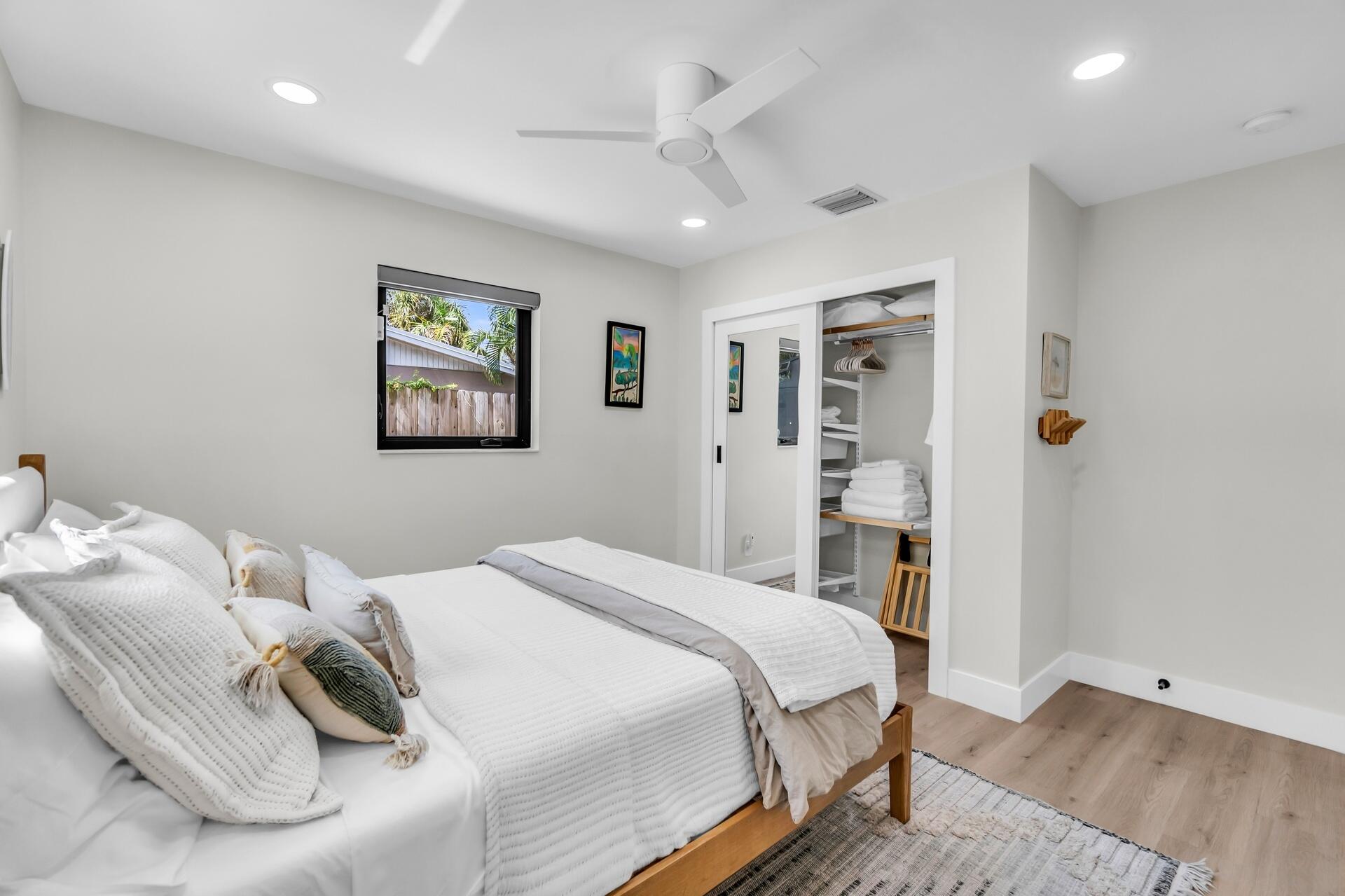 CORAL MANOR THIRD ADD - Residential