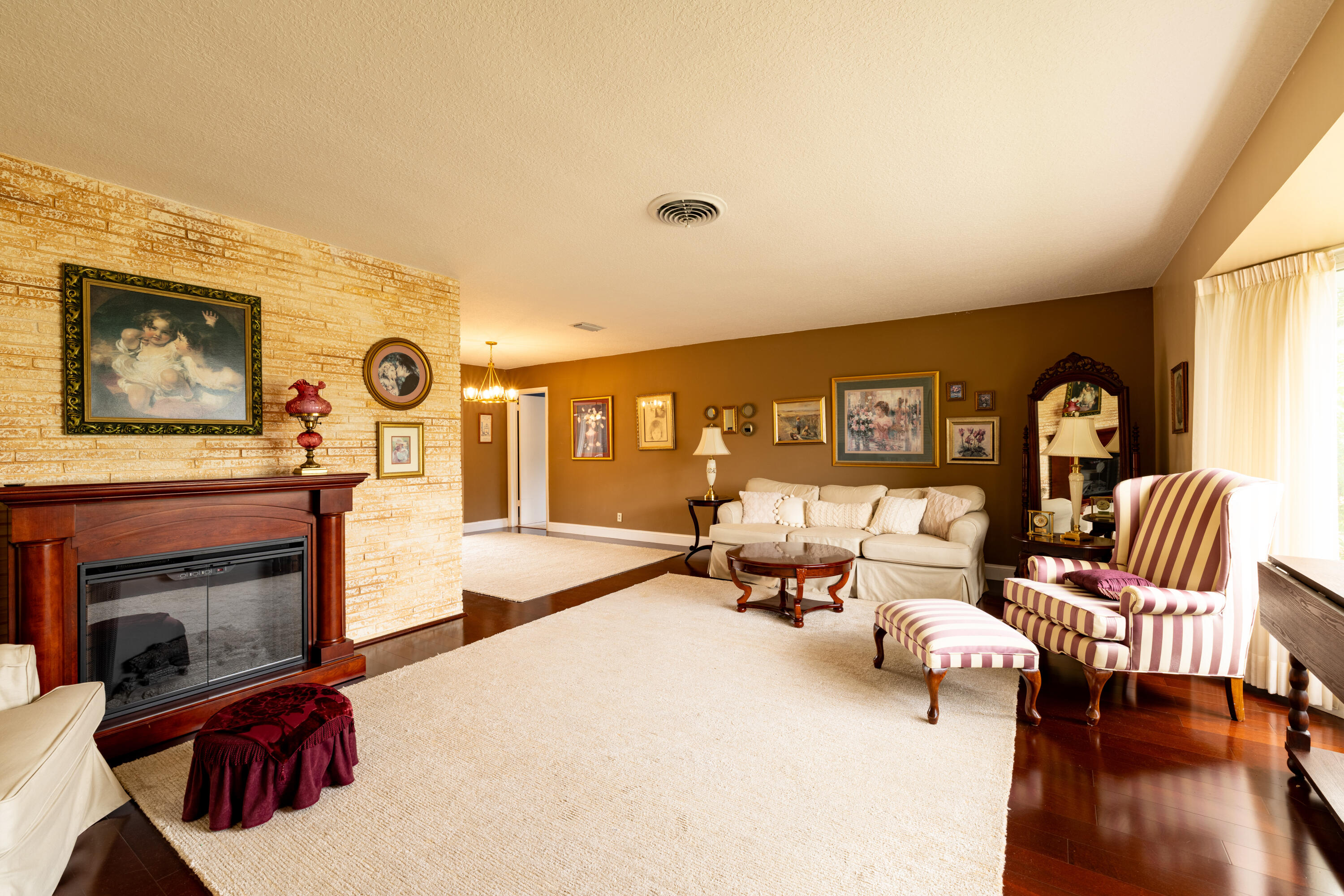 PLANTATION PARK LAKESITES - Residential