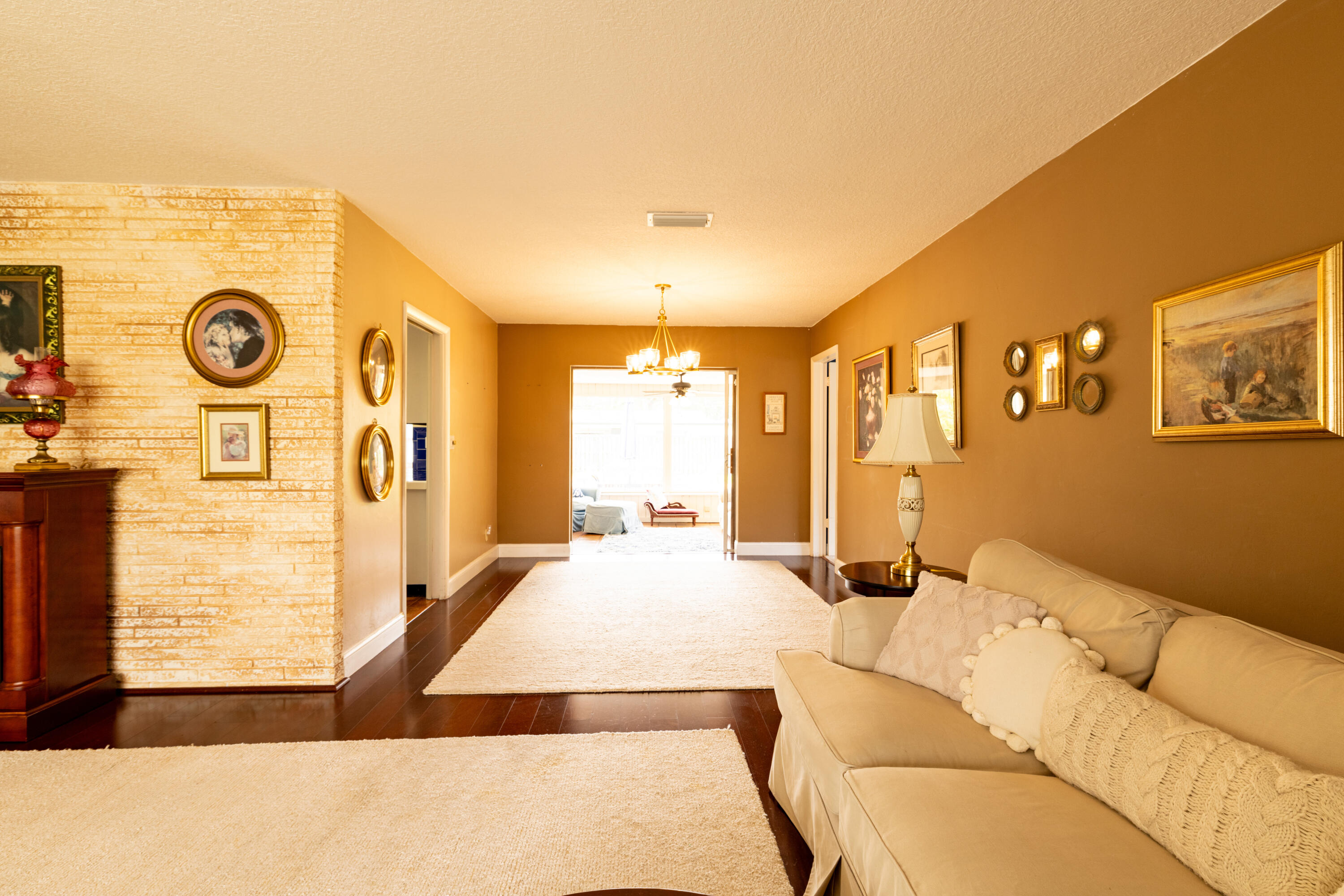 PLANTATION PARK LAKESITES - Residential