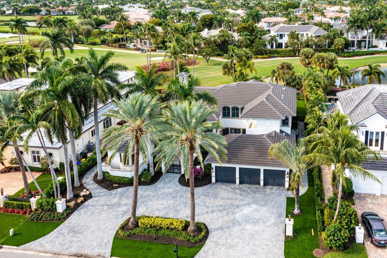 ROYAL PALM YACHT & COUNTRY CLUB - Residential