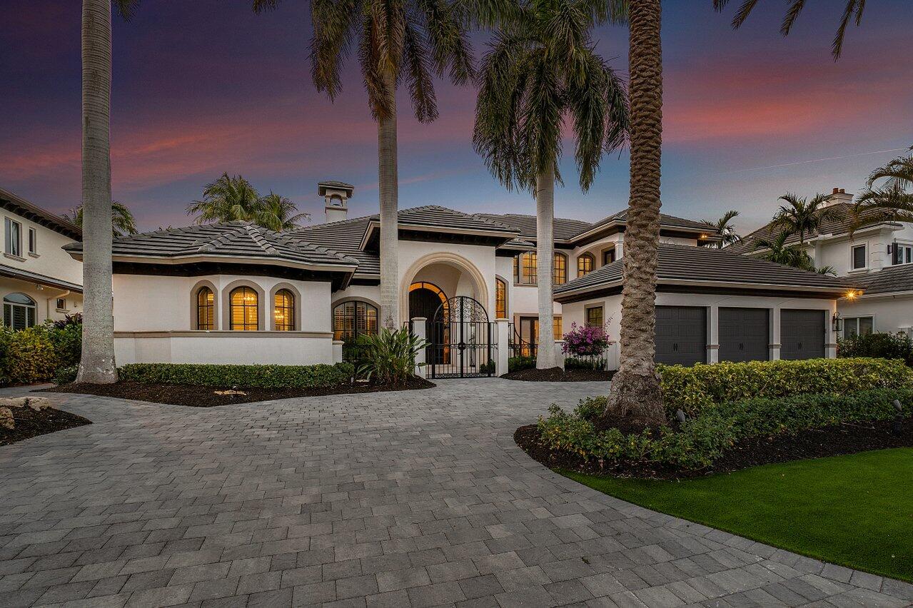 ROYAL PALM YACHT & COUNTRY CLUB - Residential