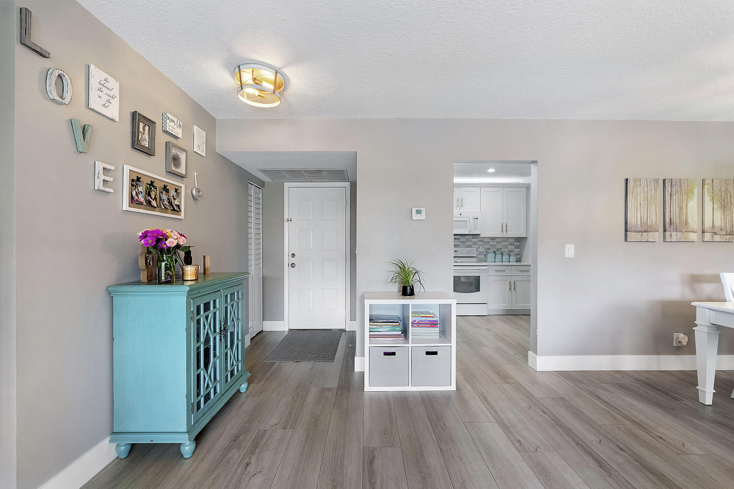 KARANDA VILLAGE V-B CONDO - Residential