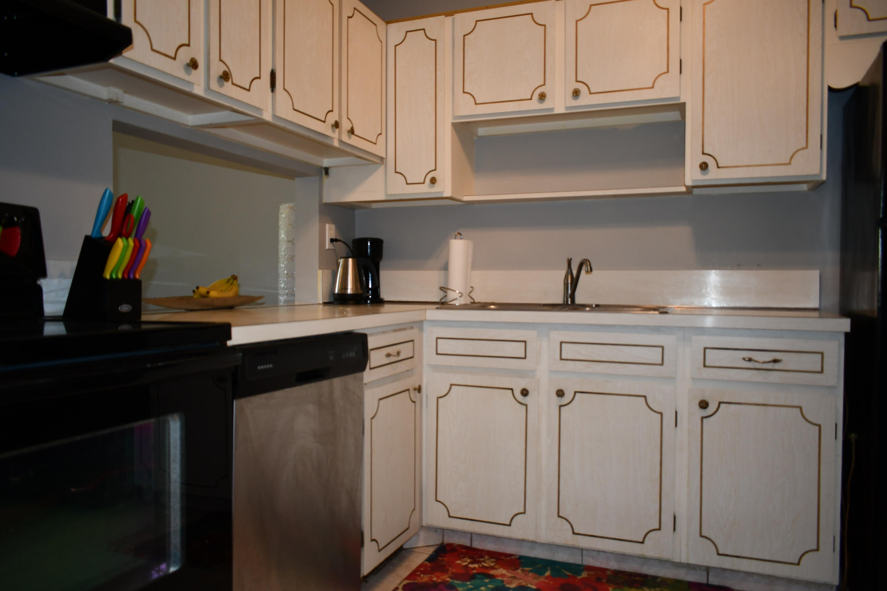 LAKE CLARKE GARDENS CONDO - Residential Lease