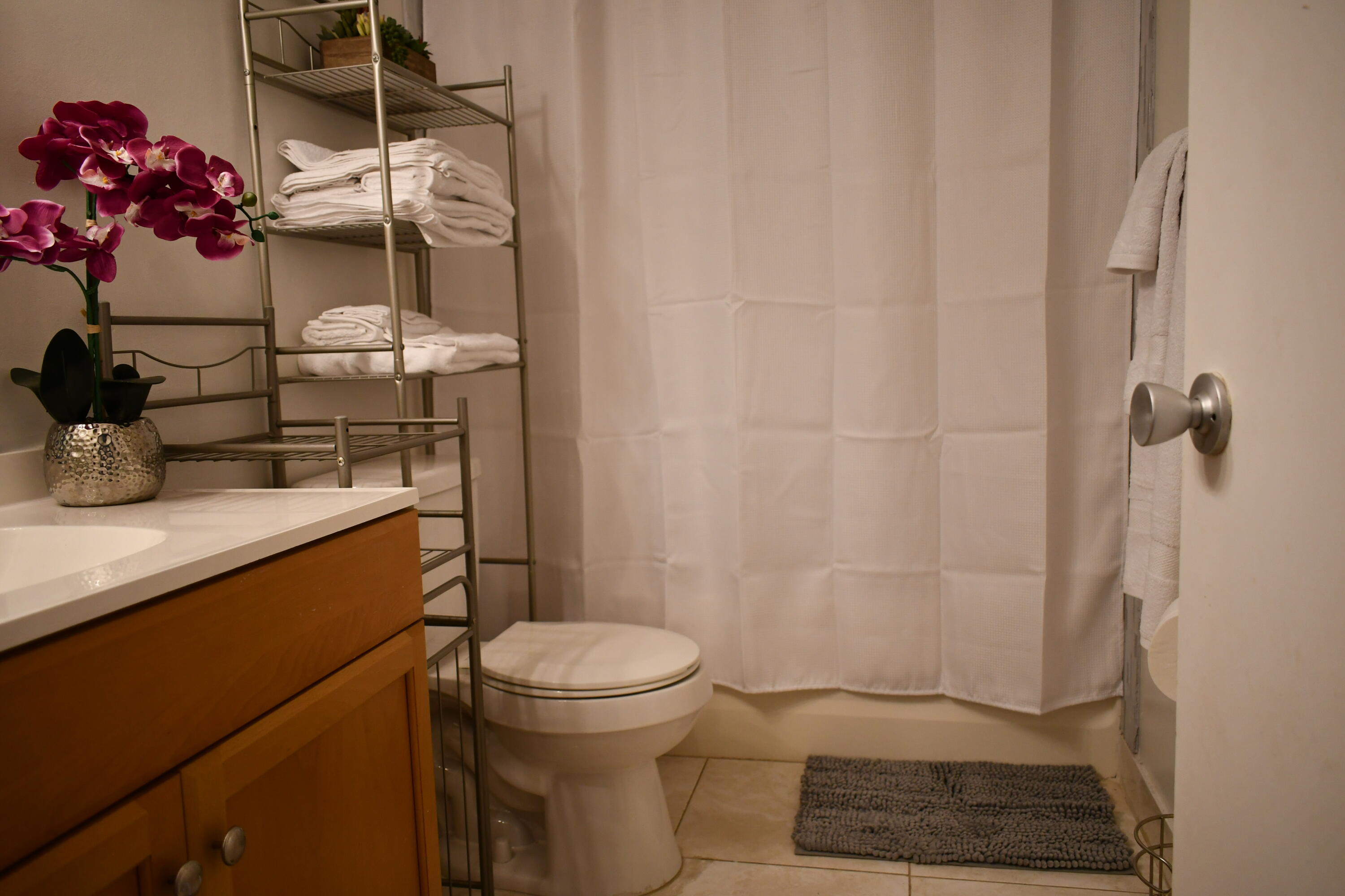 LAKE CLARKE GARDENS CONDO - Residential Lease