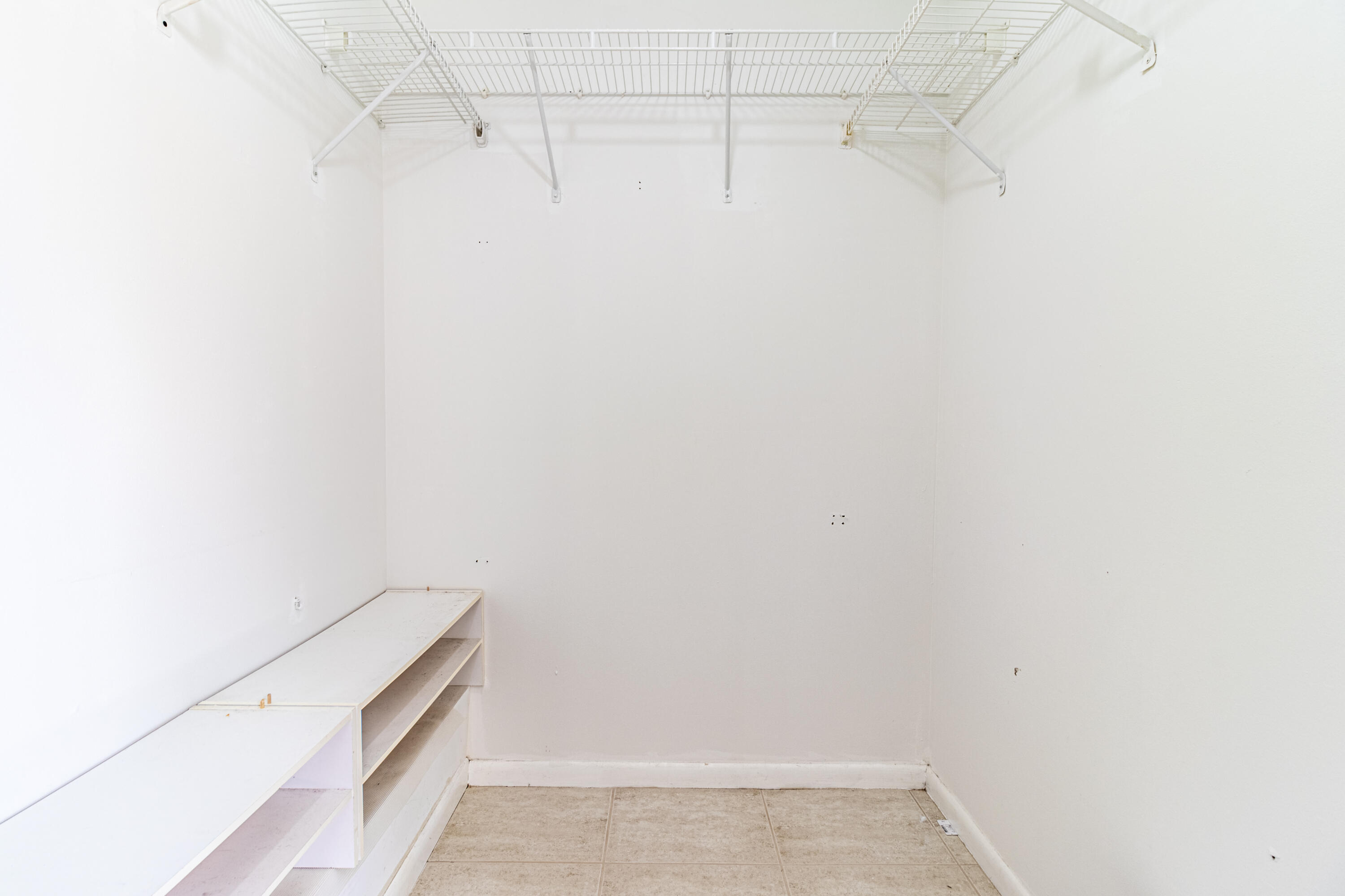 WATERFORD COURTYARDS ADDITION - Residential Lease