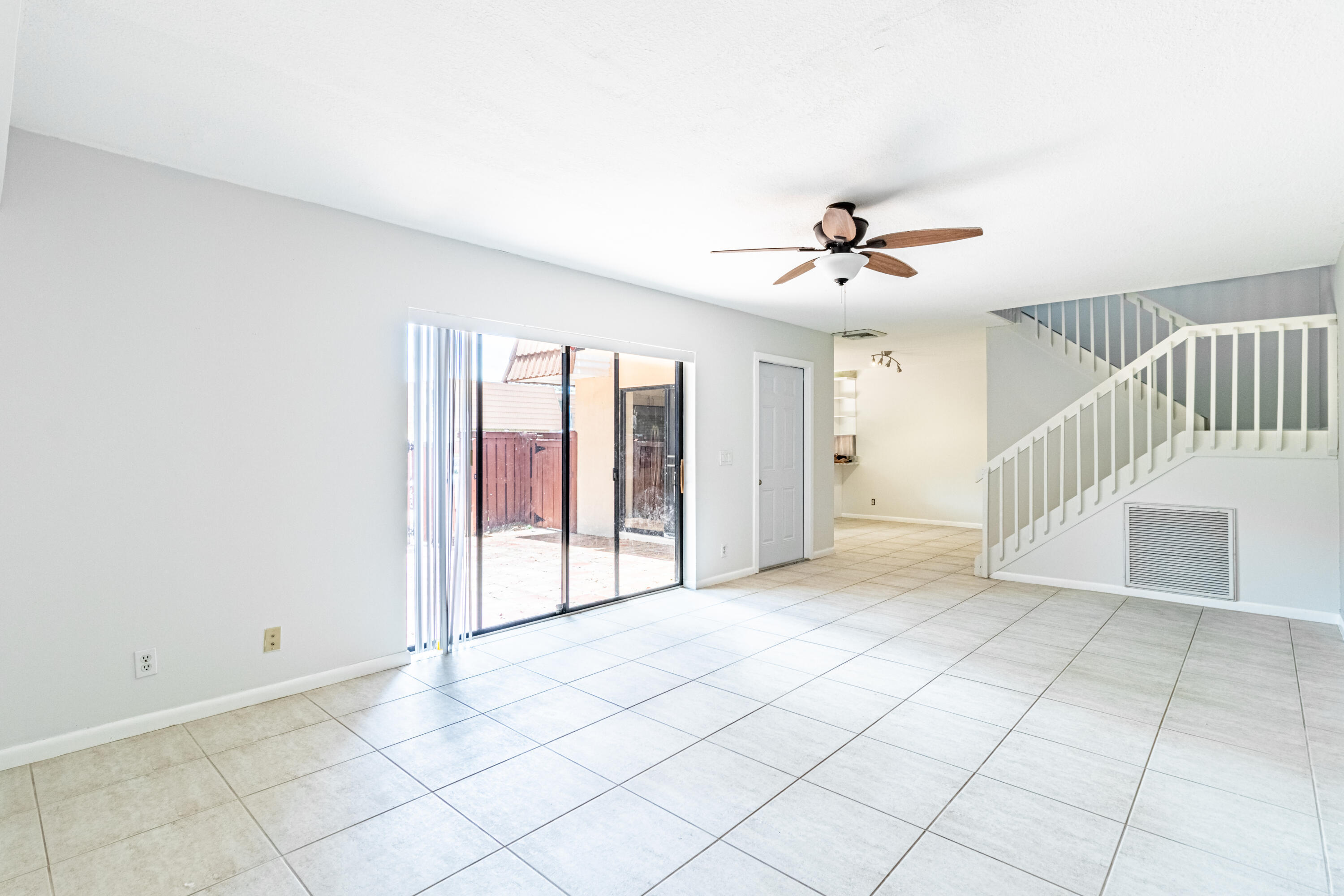 WATERFORD COURTYARDS ADDITION - Residential Lease