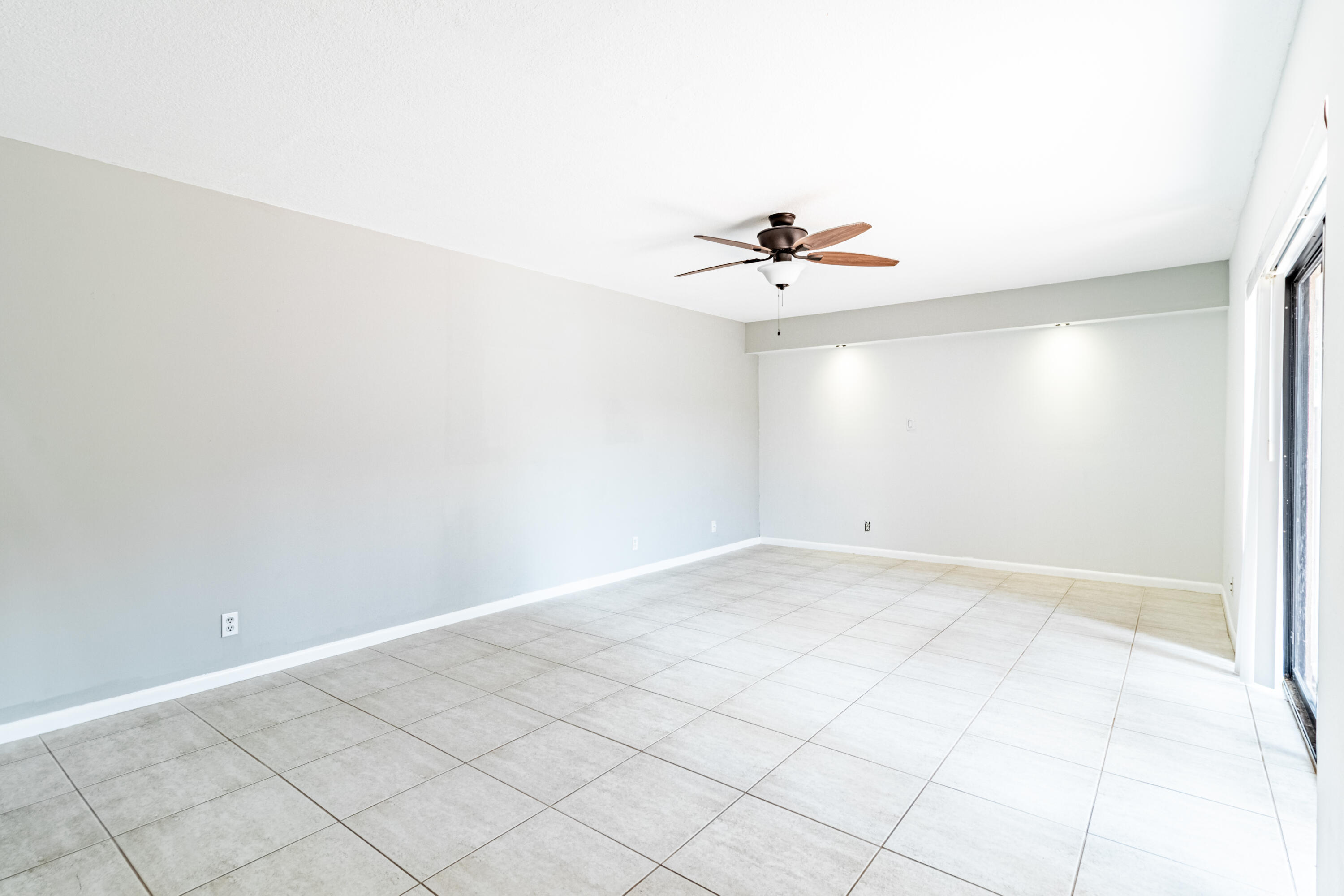 WATERFORD COURTYARDS ADDITION - Residential Lease