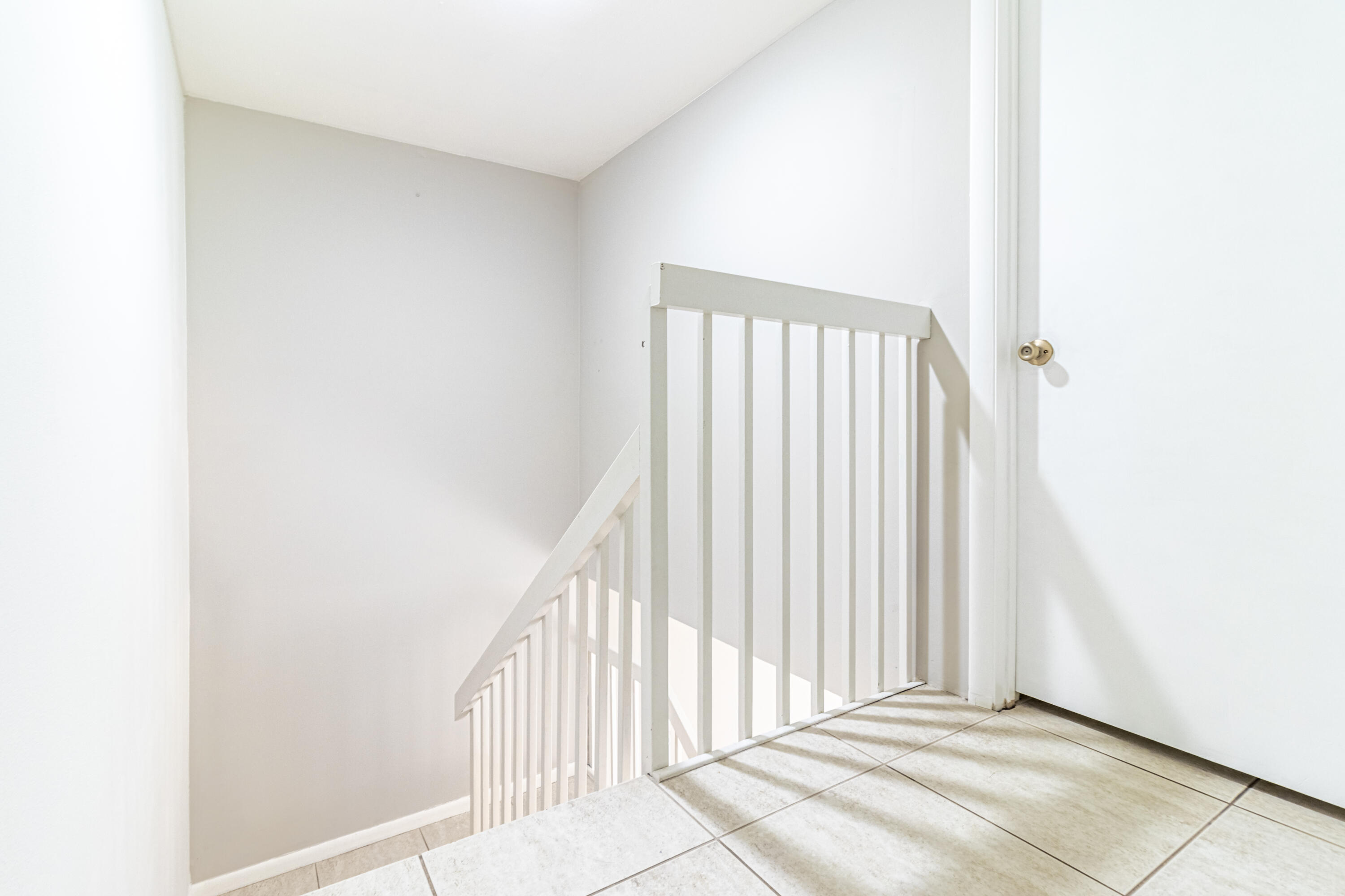 WATERFORD COURTYARDS ADDITION - Residential Lease