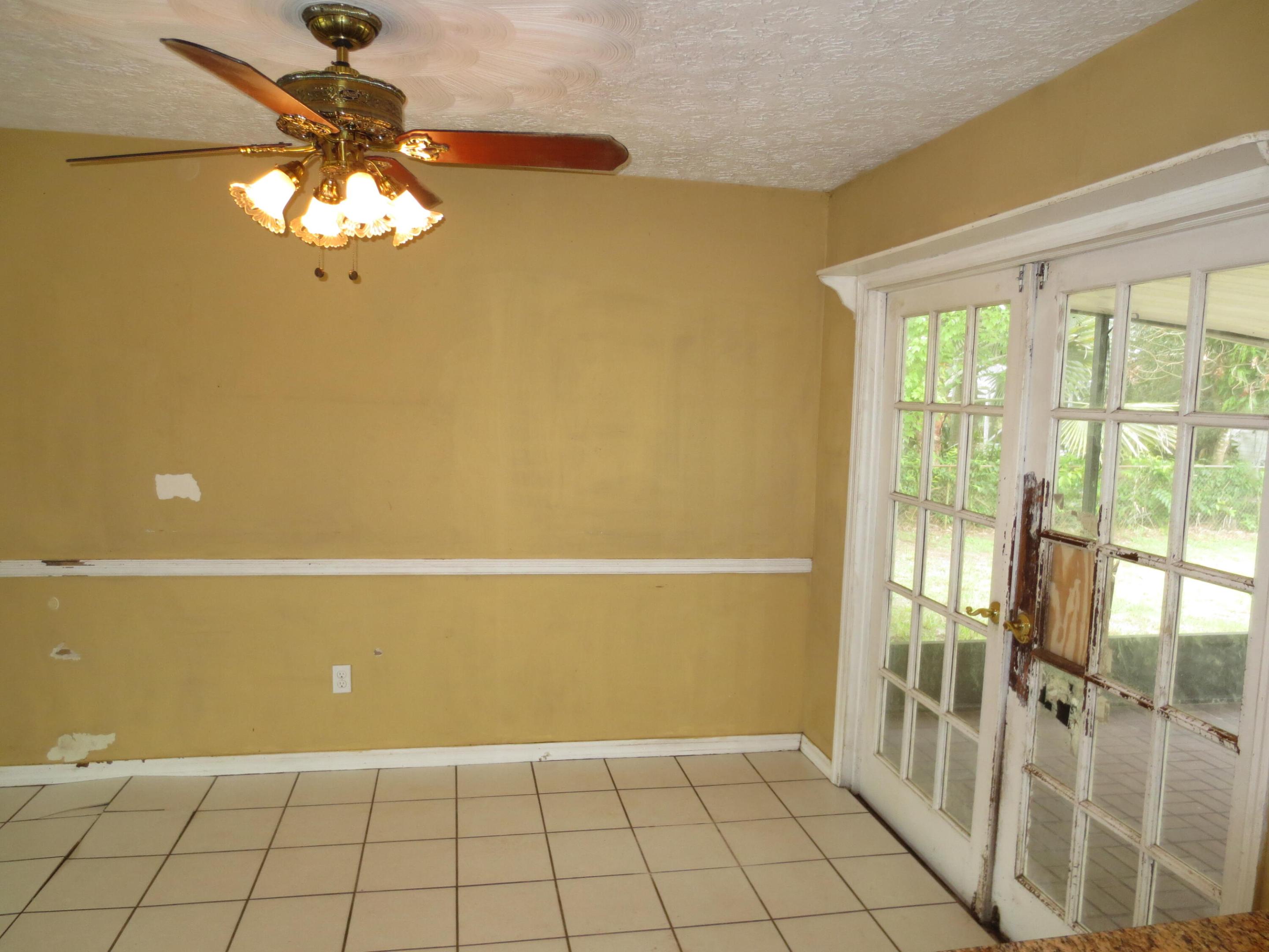 PORT ST LUCIE SECTION 25 - Residential