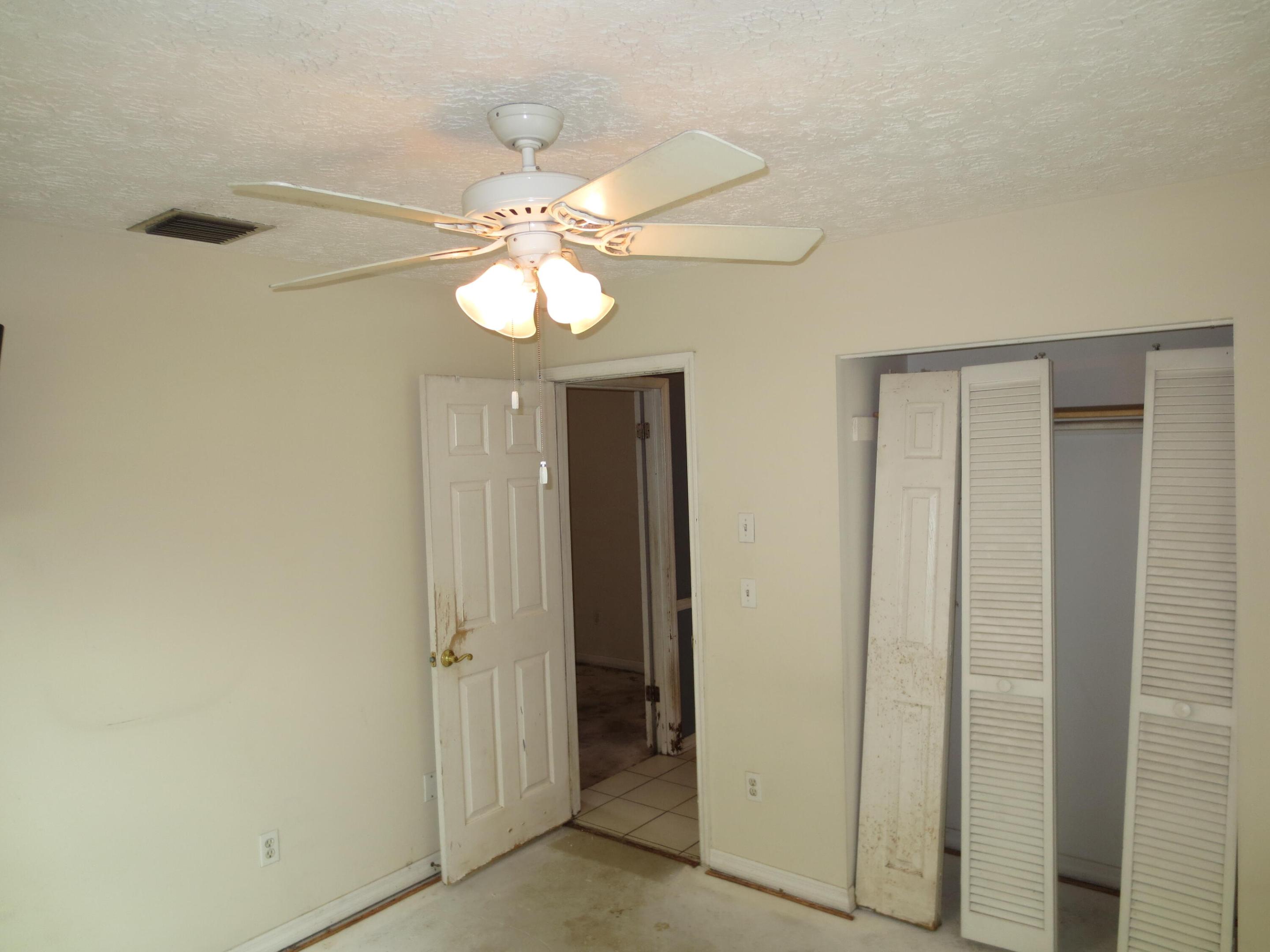 PORT ST LUCIE SECTION 25 - Residential