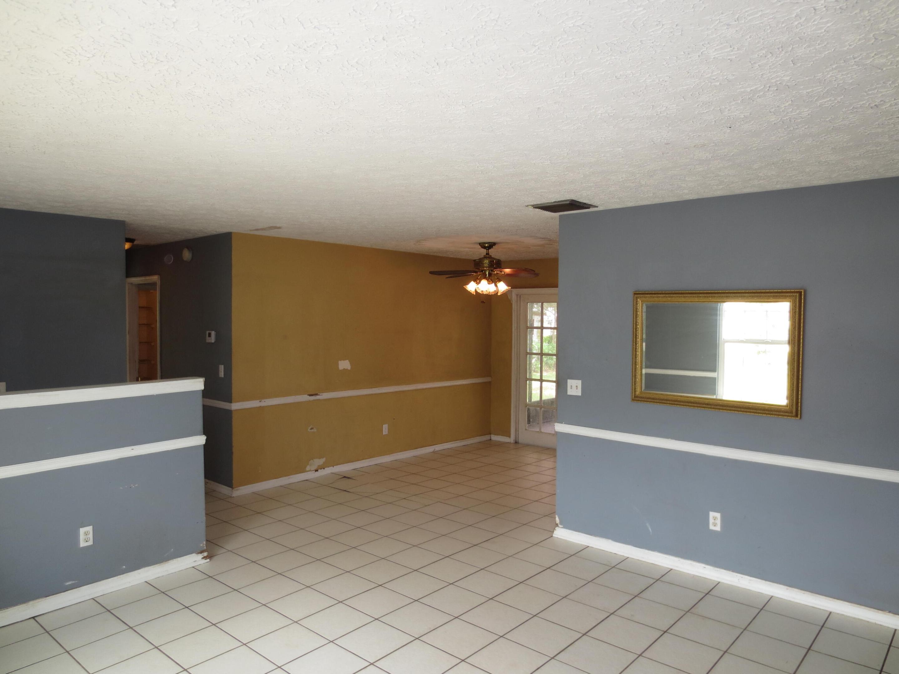 PORT ST LUCIE SECTION 25 - Residential