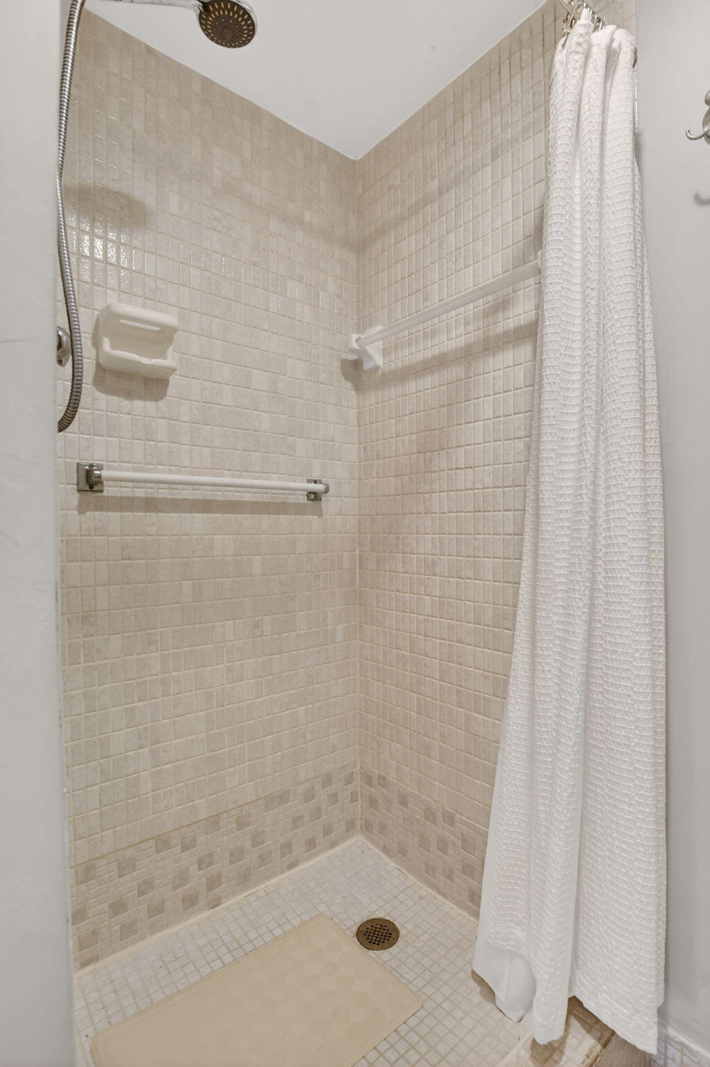 TIERRA DEL SOL CONDO - Residential