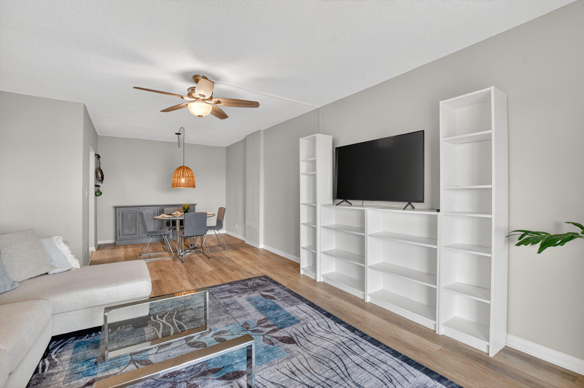 TIERRA DEL SOL CONDO - Residential