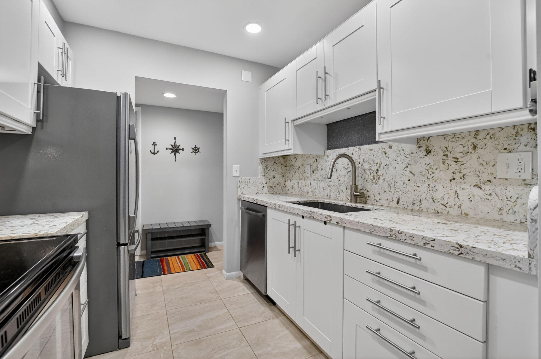 TIERRA DEL SOL CONDO - Residential