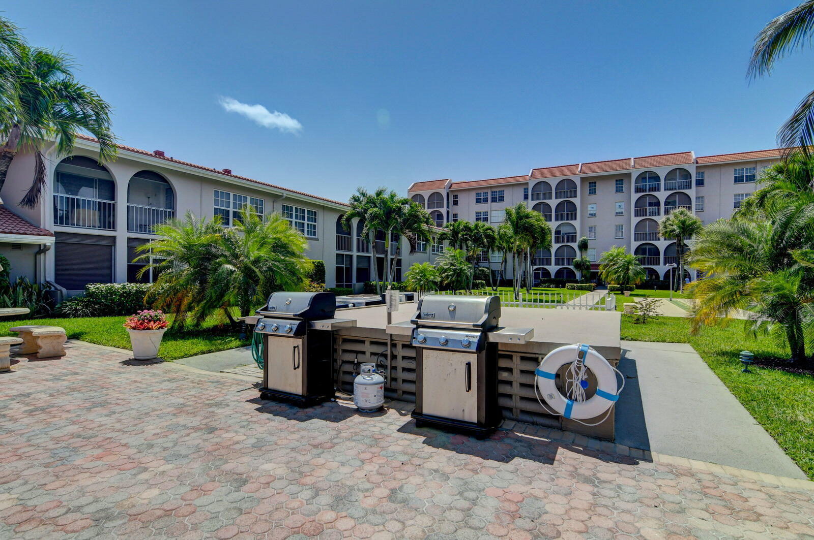 TIERRA DEL SOL CONDO - Residential
