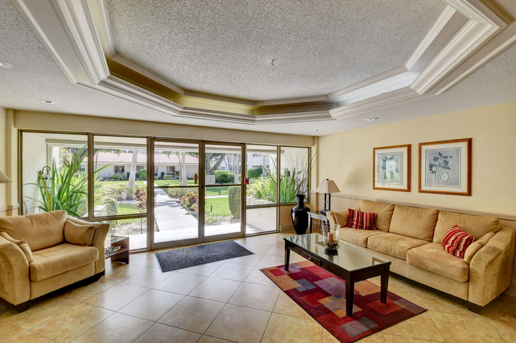 TIERRA DEL SOL CONDO - Residential