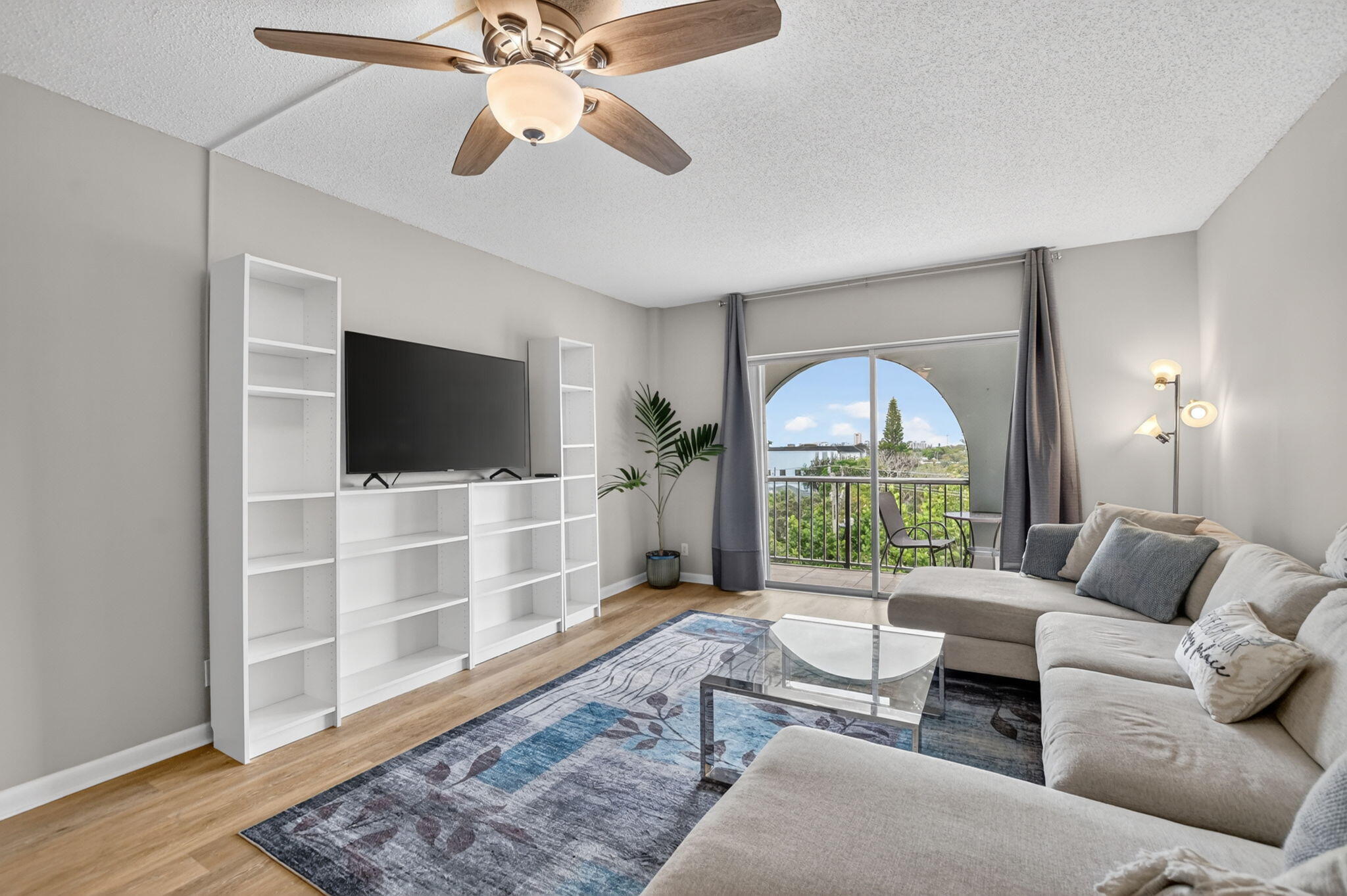 TIERRA DEL SOL CONDO - Residential