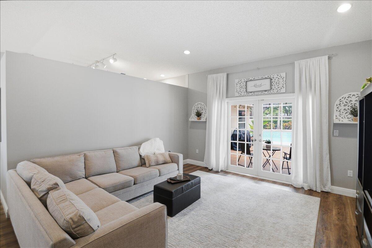 SAVANNAH PLAT 2 - Residential