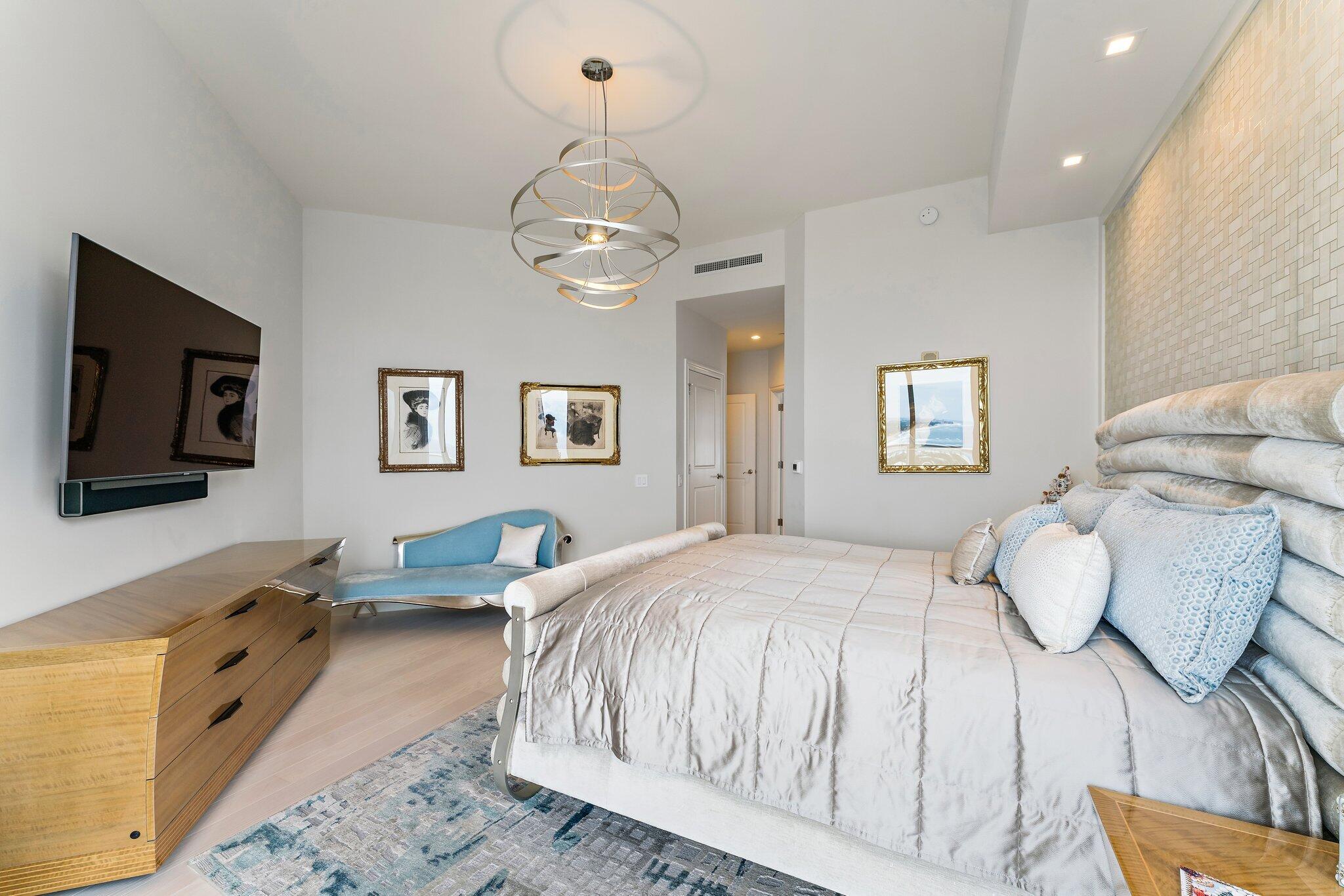2700 NORTH OCEAN CONDO - Residential