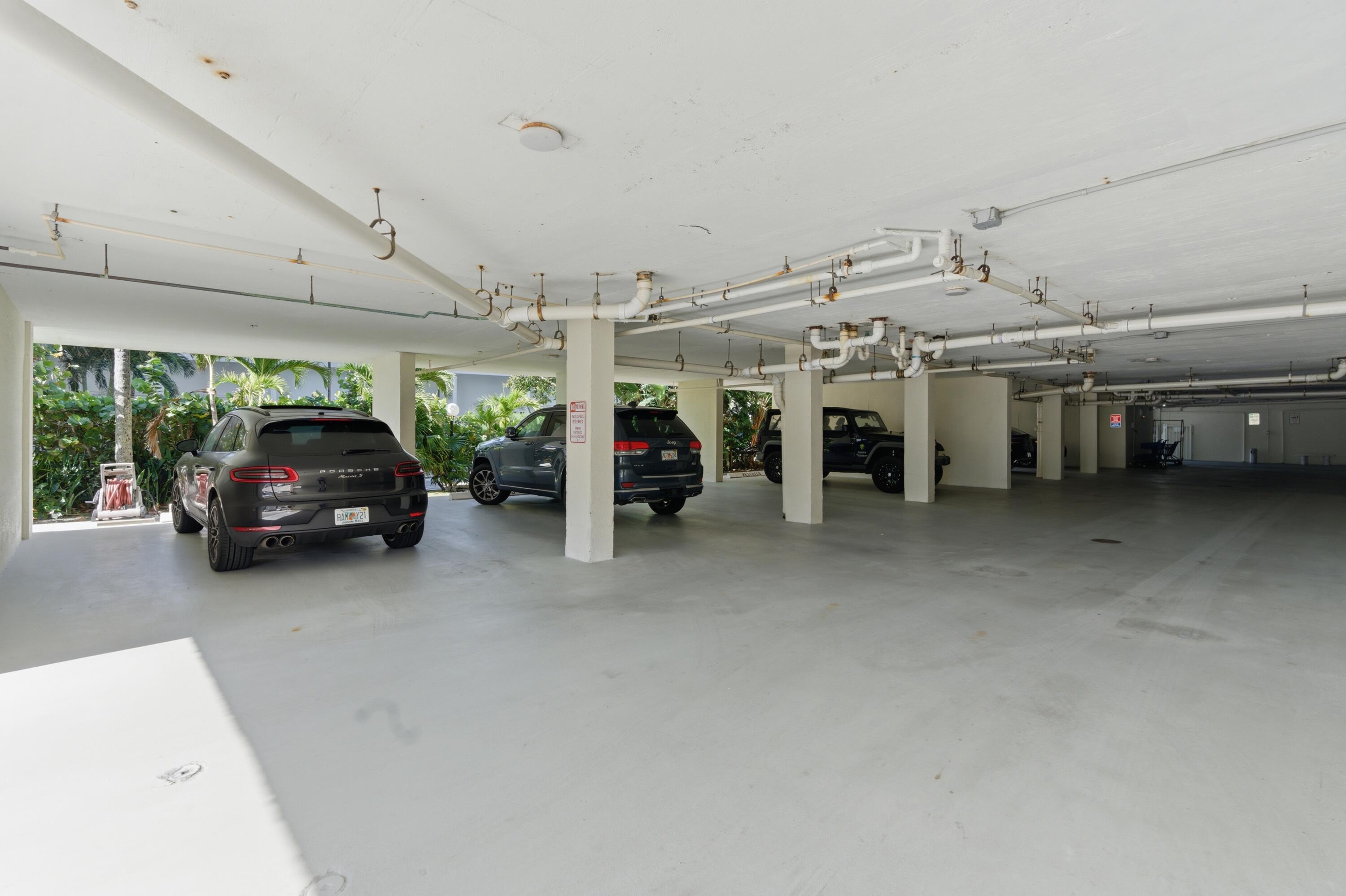 HORIZON WEST CONDO - Residential