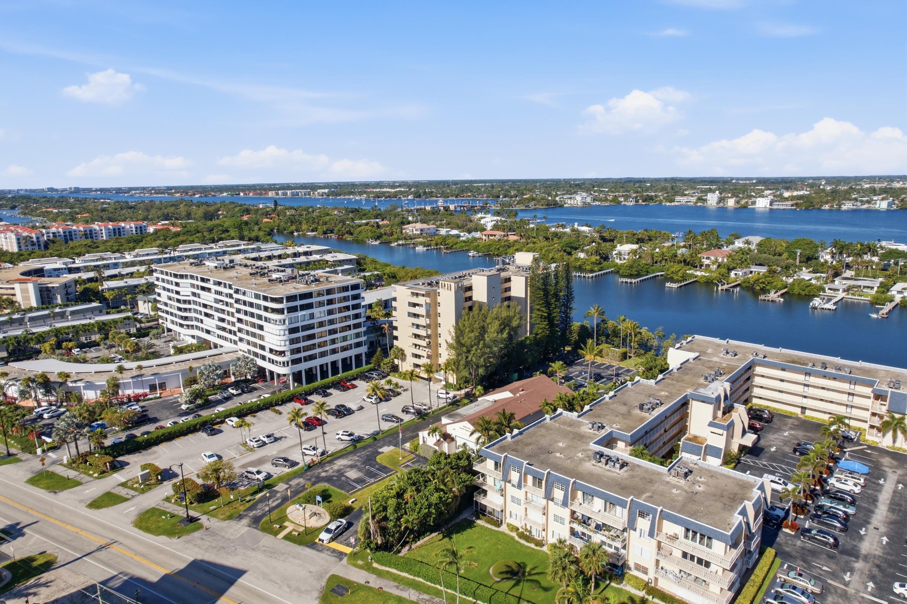 HORIZON WEST CONDO - Residential