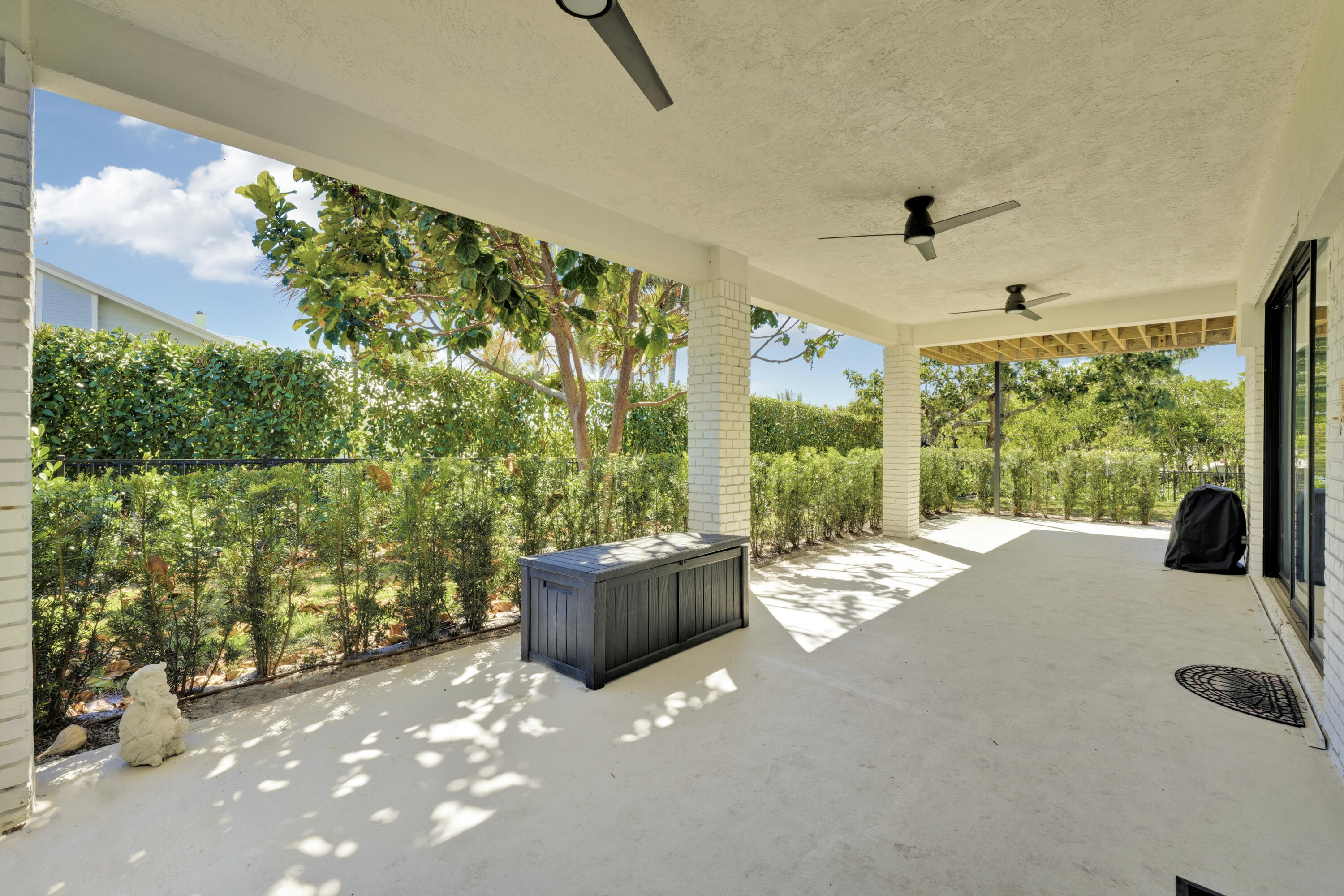 MARINER CAY YACHT CLUB - Residential