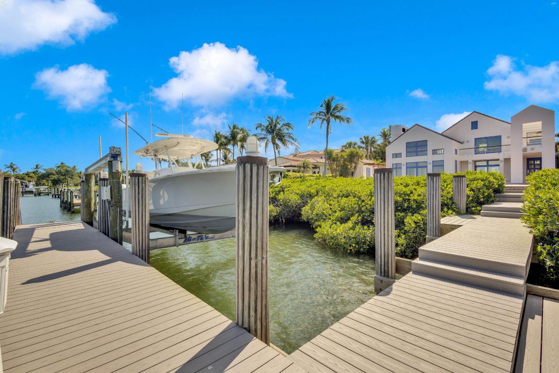 SAILFISH POINT - Residential