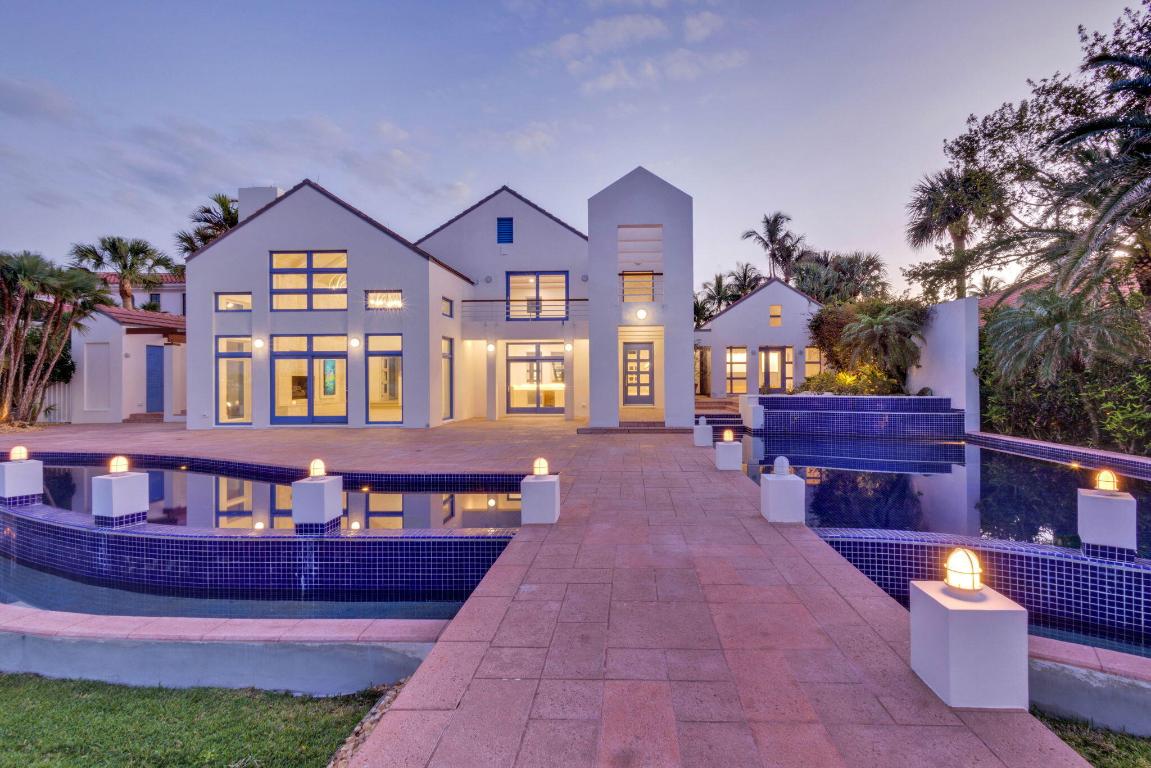 SAILFISH POINT - Residential