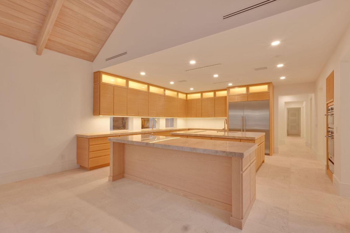 SAILFISH POINT - Residential