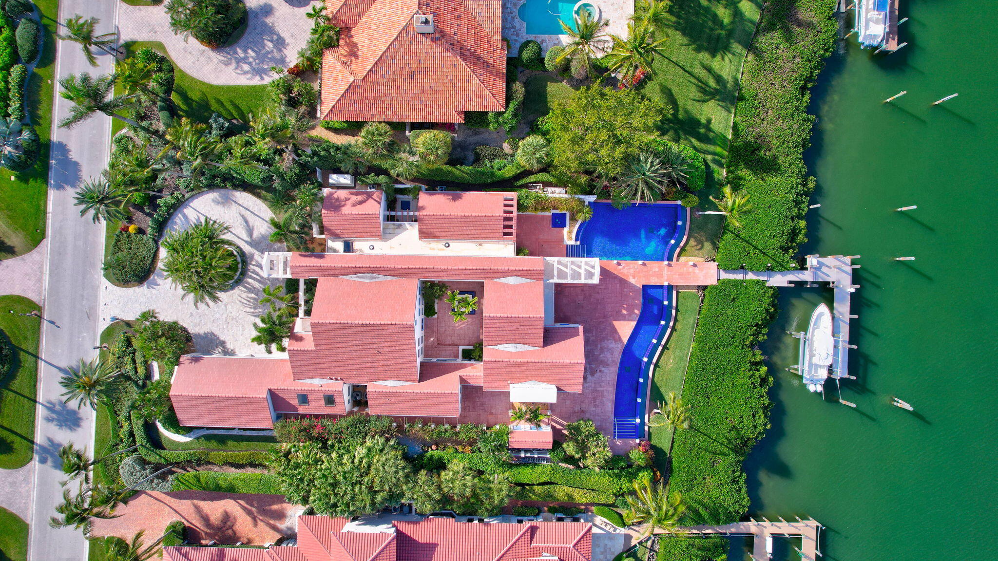 SAILFISH POINT - Residential
