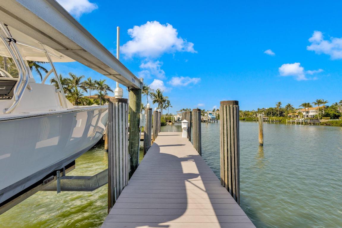 SAILFISH POINT - Residential