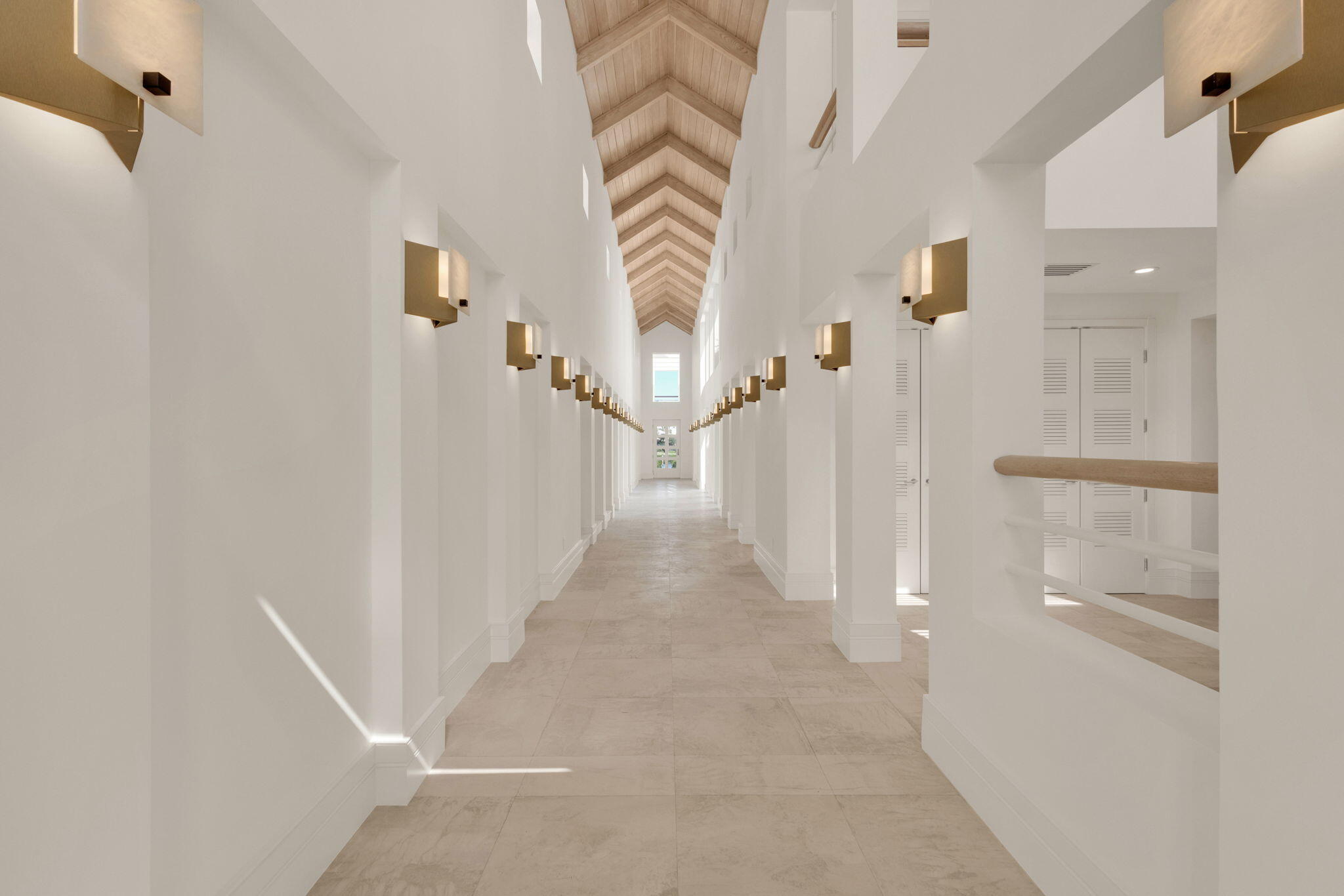 SAILFISH POINT - Residential