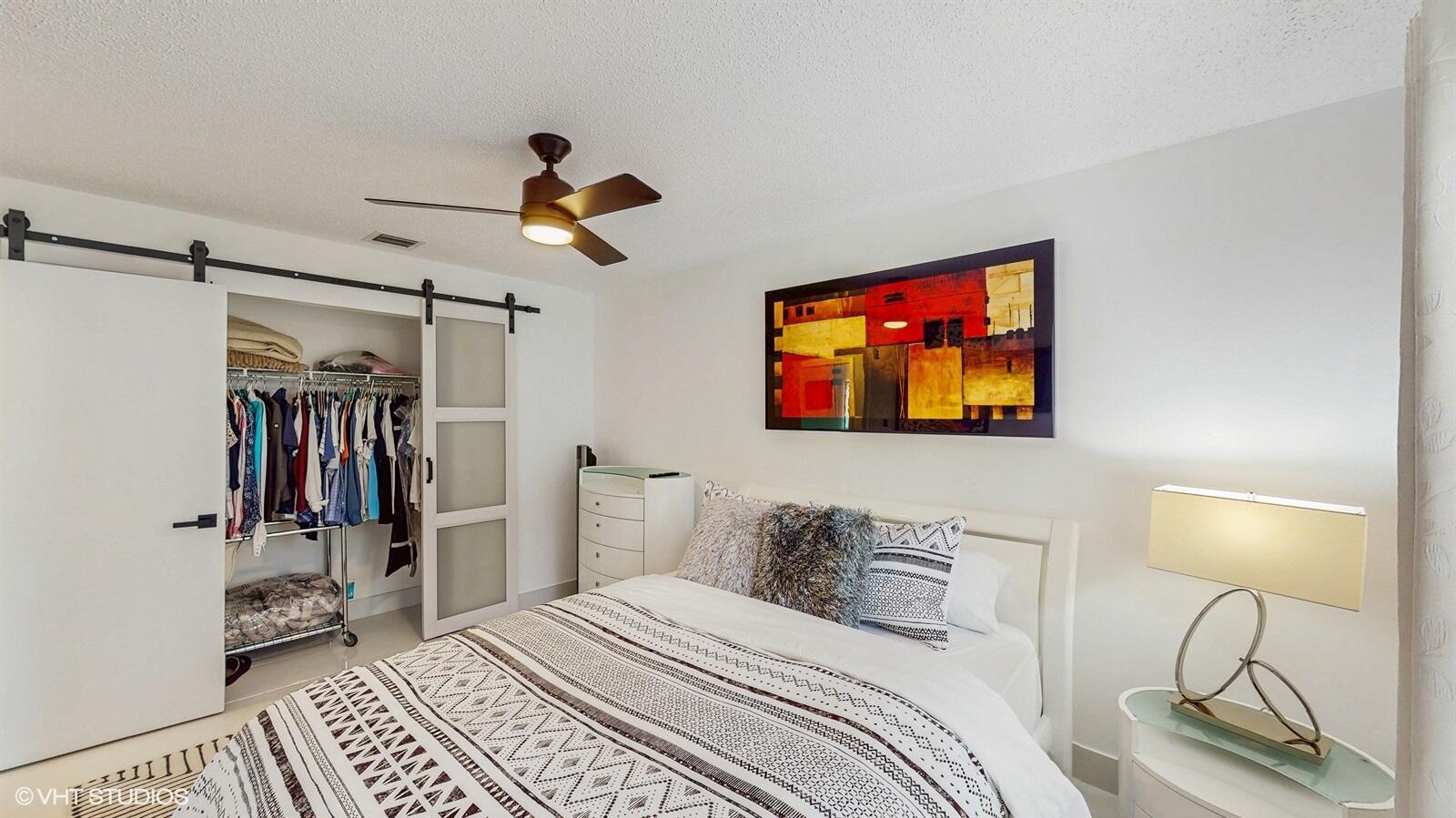 FAIRWAY COVE OF WELLINGTON - Residential