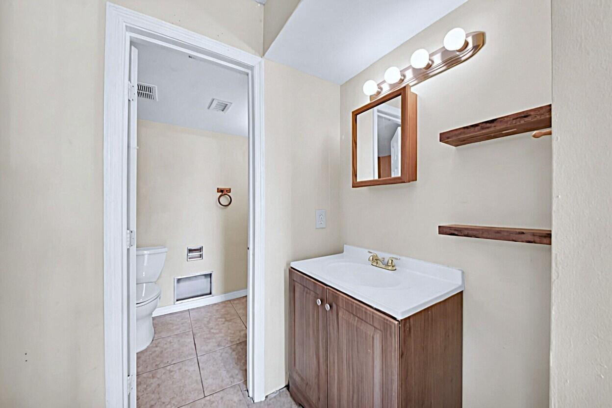 SOMERSET - Residential