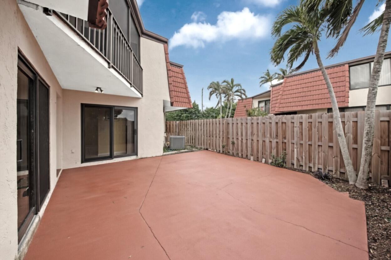 SOMERSET - Residential