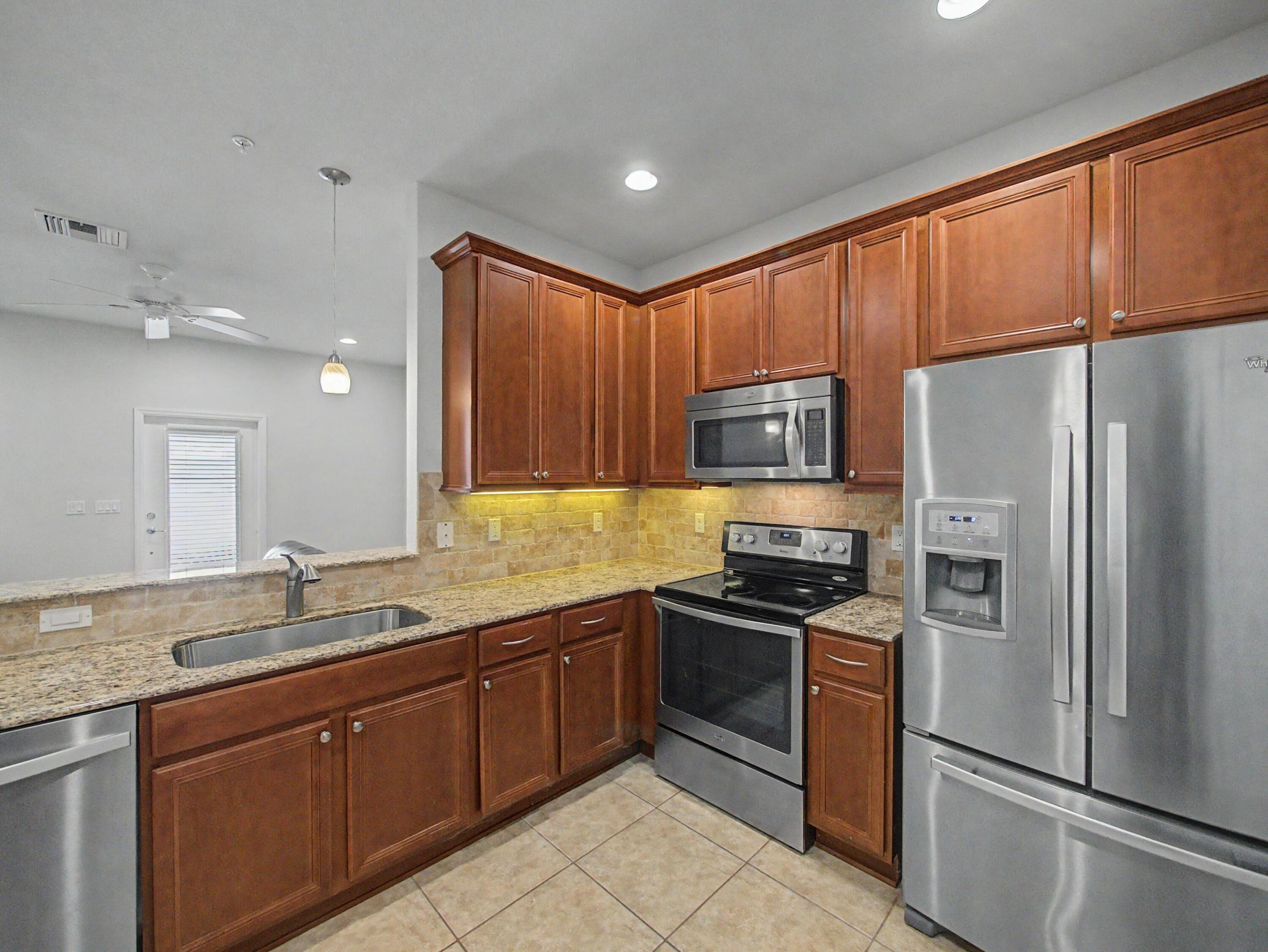 SANDPIPER COVE II AT BOTANICA CONDO - Residential