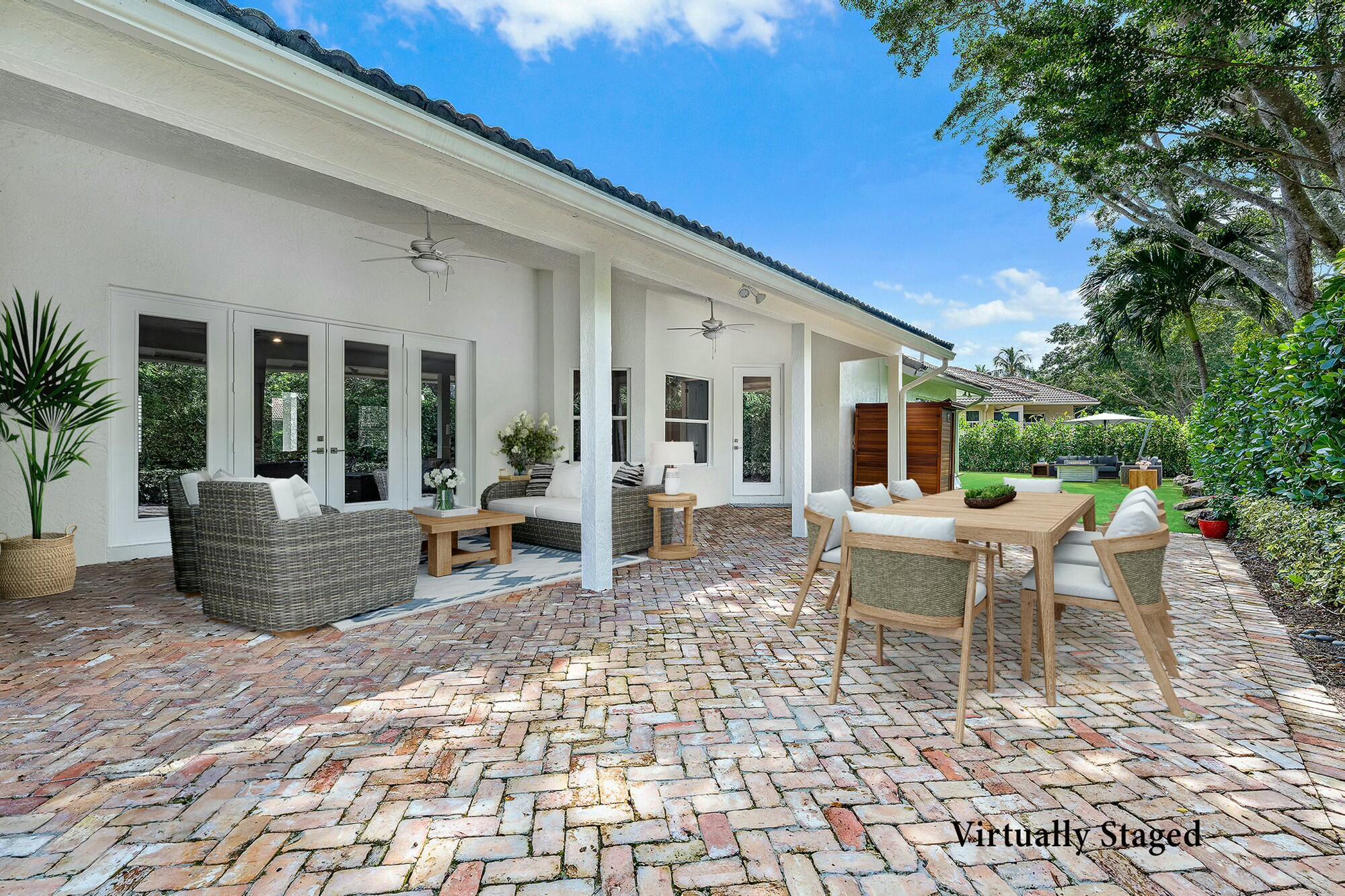 HERITAGE OAKS - Residential