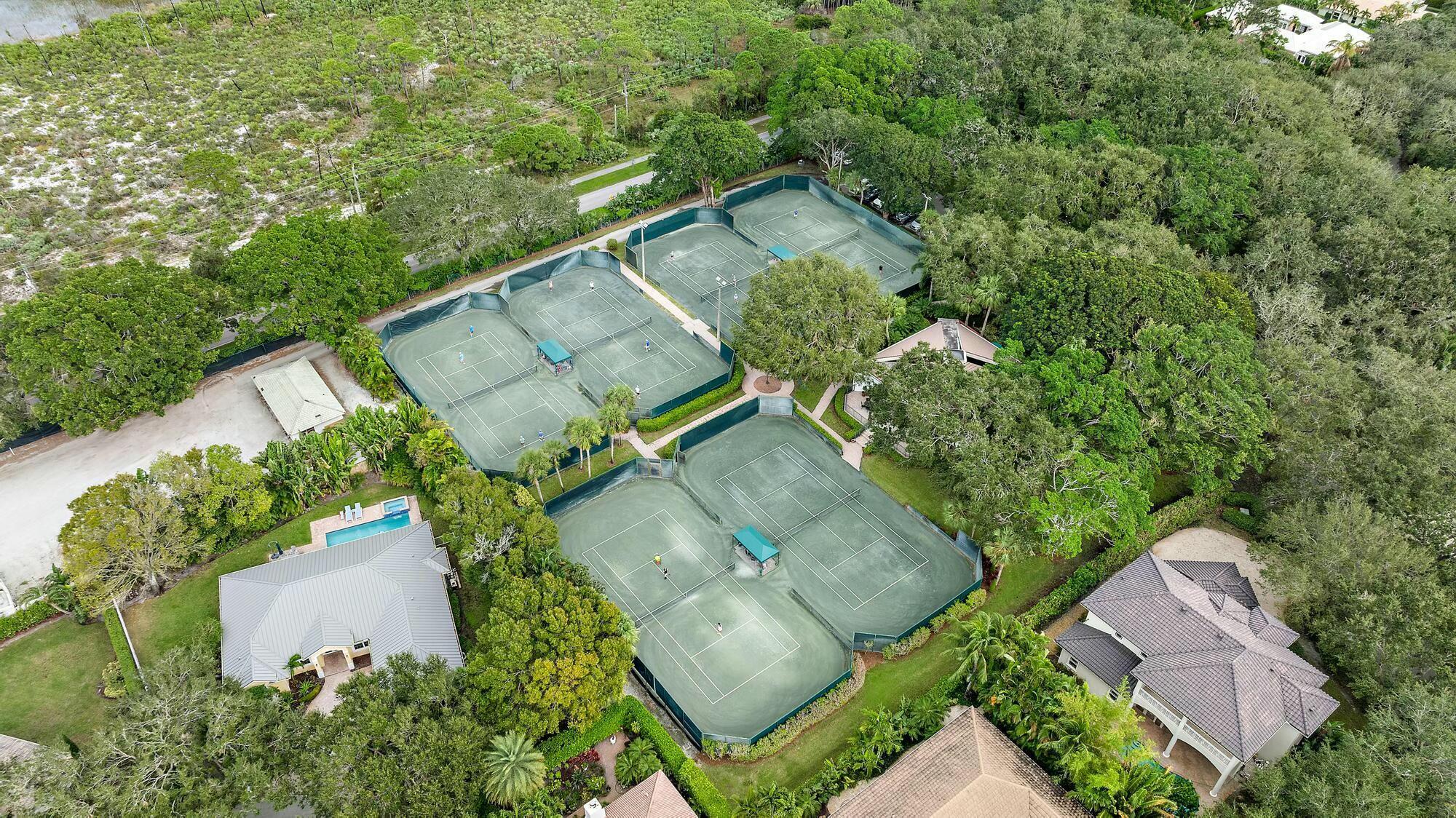 HERITAGE OAKS - Residential