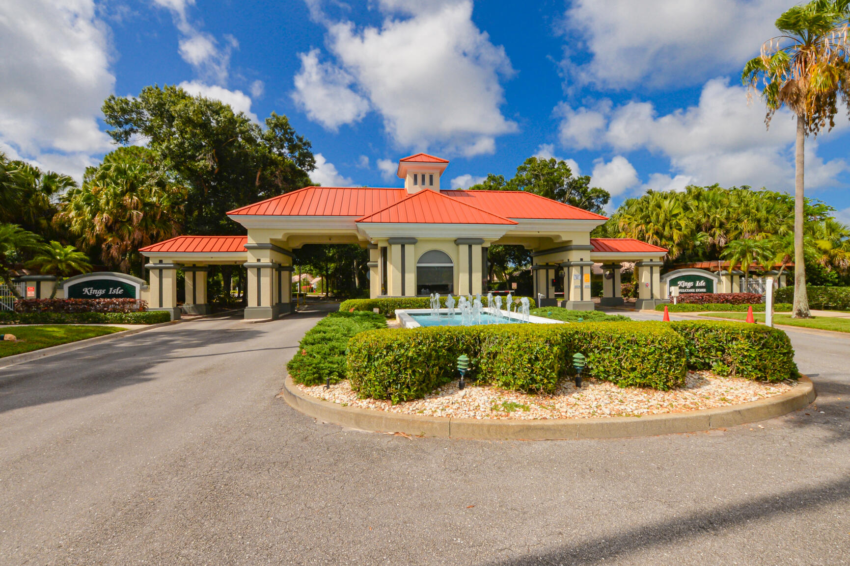 KINGS ISLE (Isle of Capri) - Residential