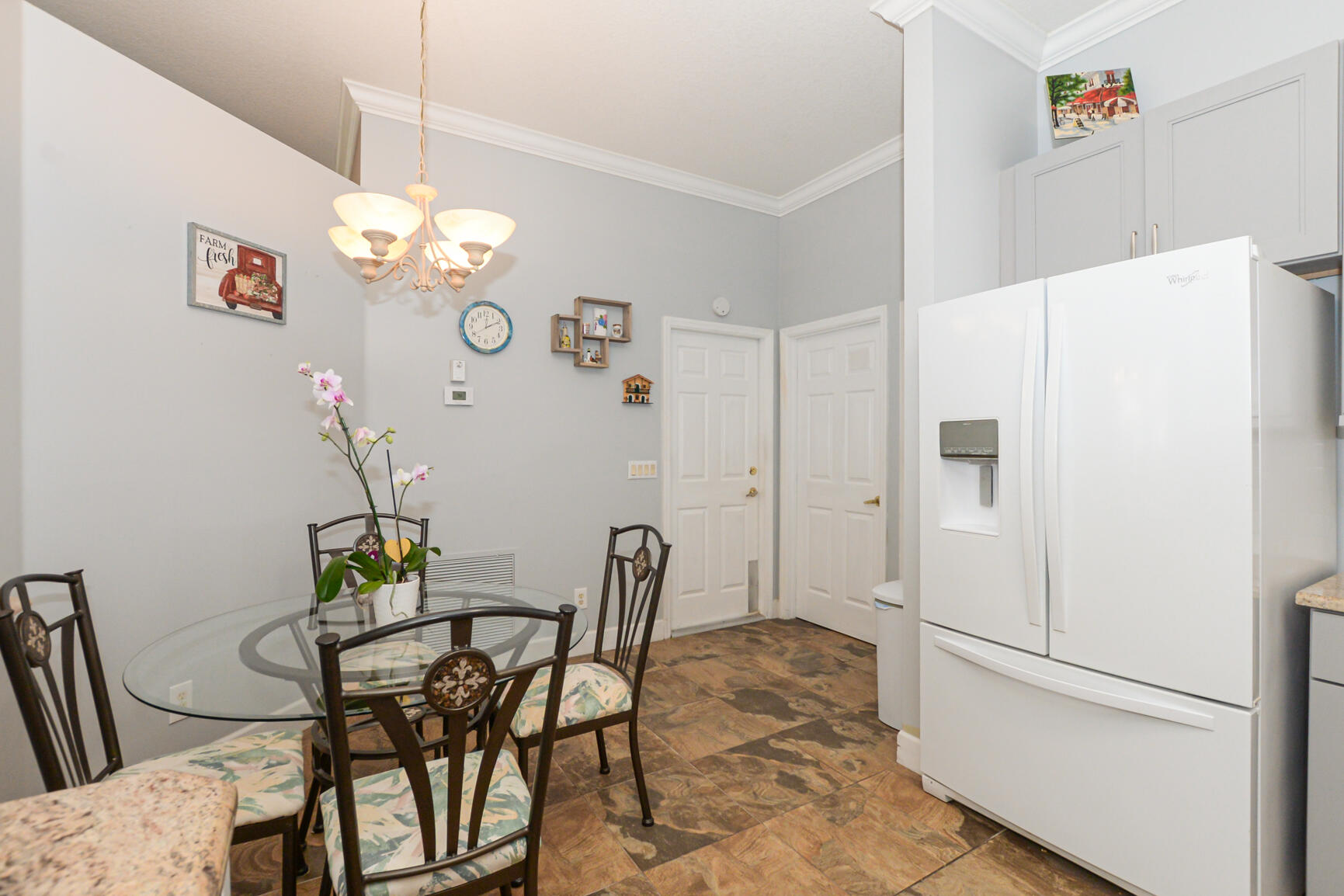 KINGS ISLE (Isle of Capri) - Residential