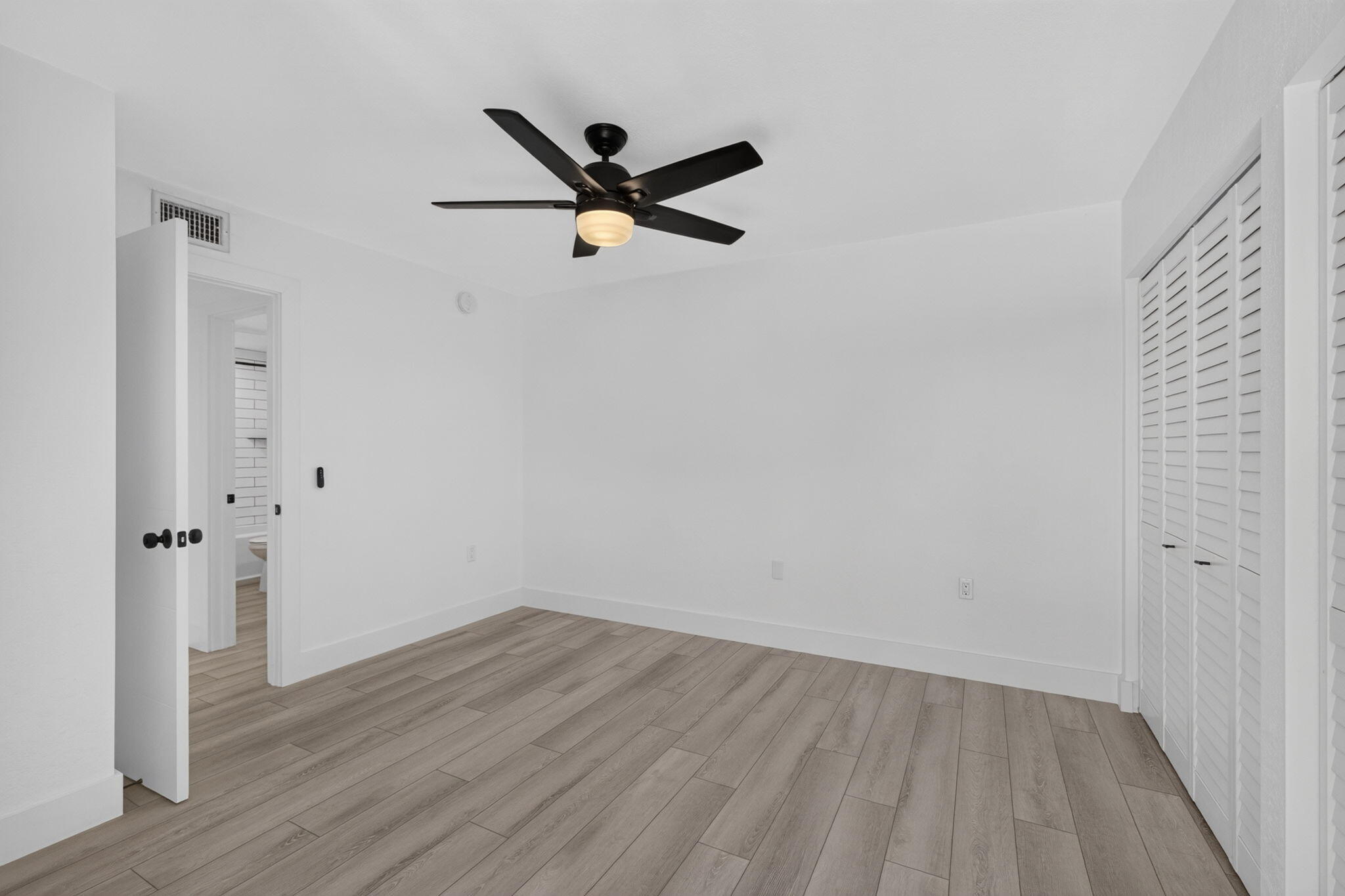VILLAGE OF SANDALWOOD LAKES 1 - Residential Lease
