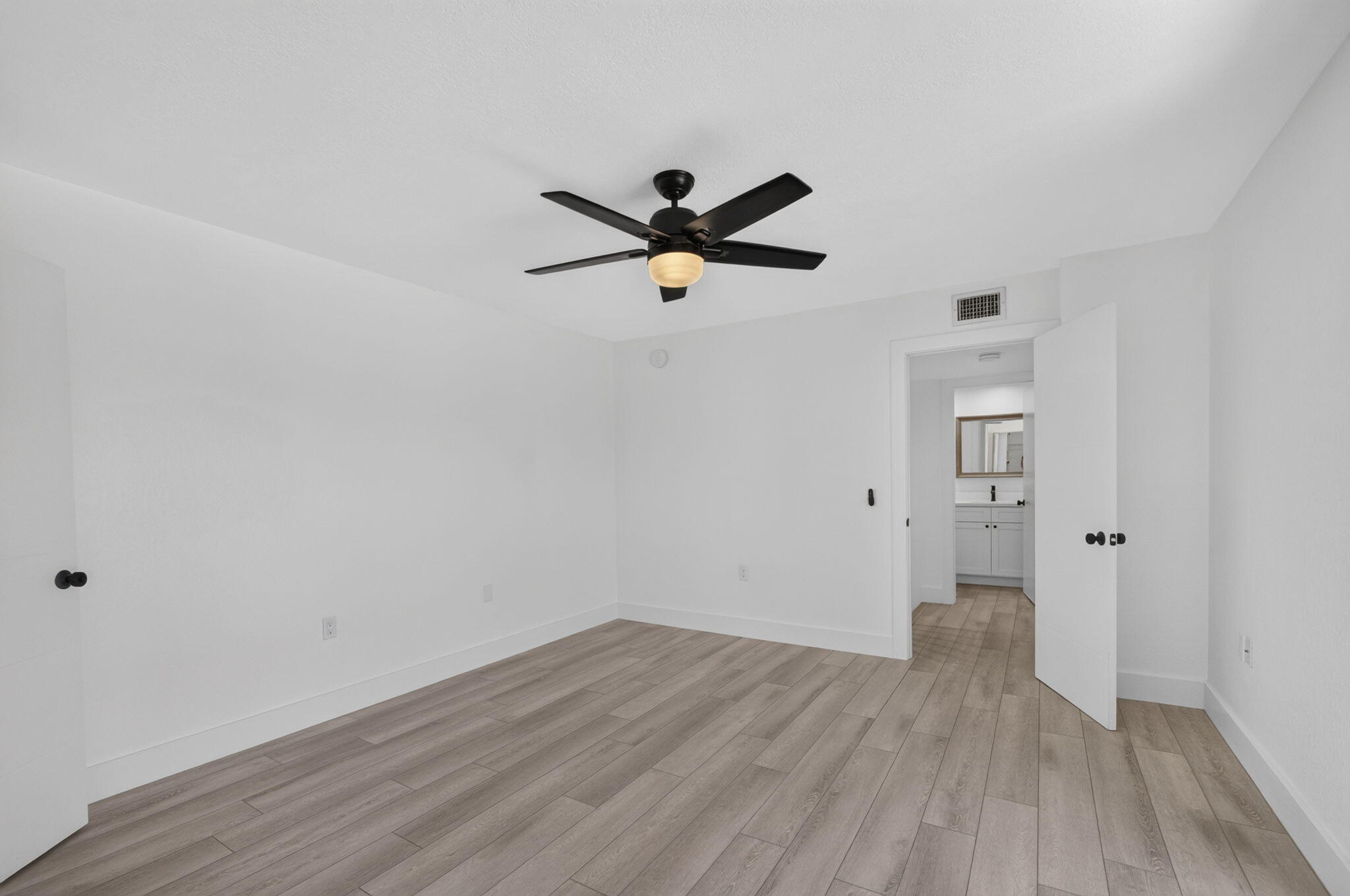 VILLAGE OF SANDALWOOD LAKES 1 - Residential Lease