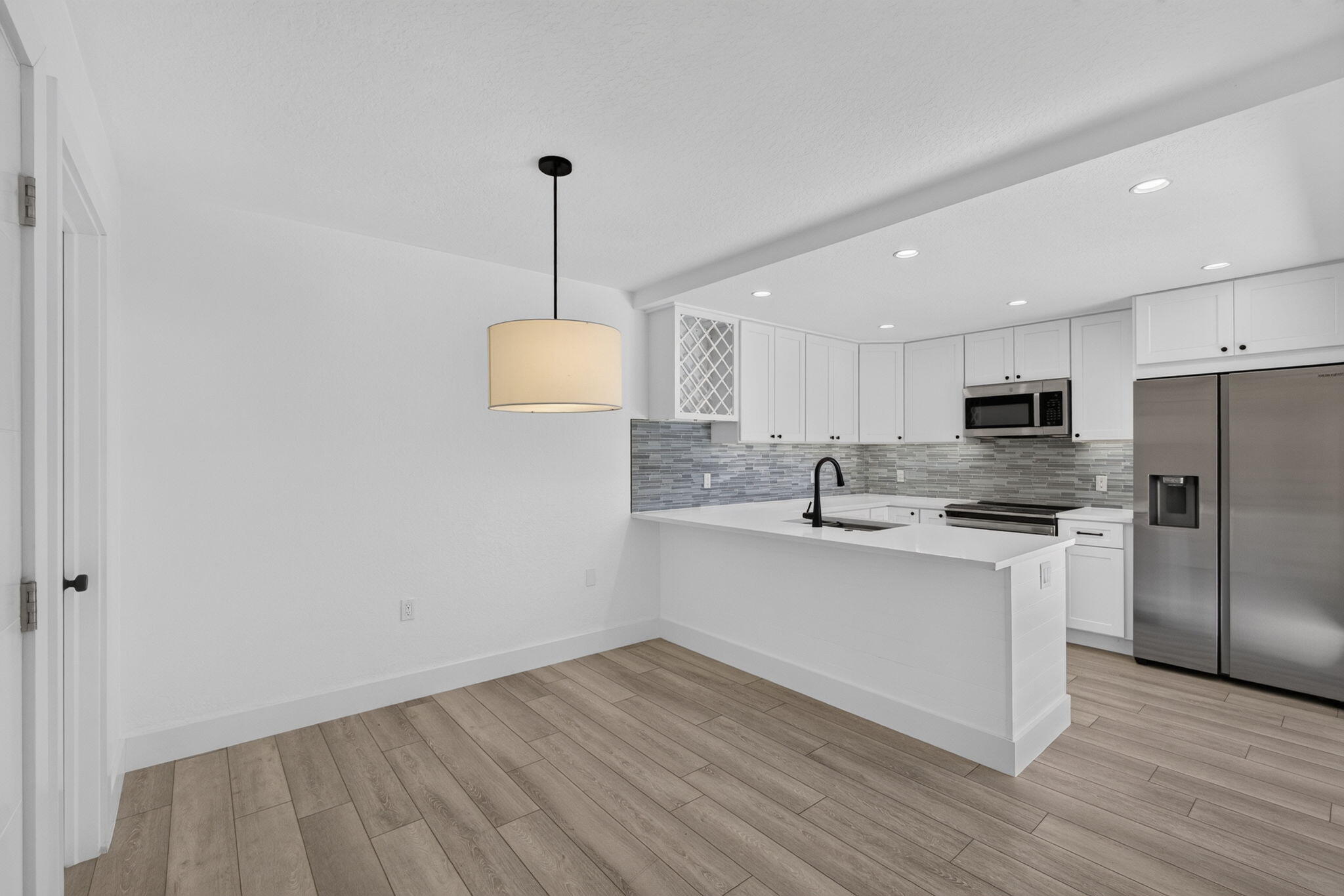 VILLAGE OF SANDALWOOD LAKES 1 - Residential Lease