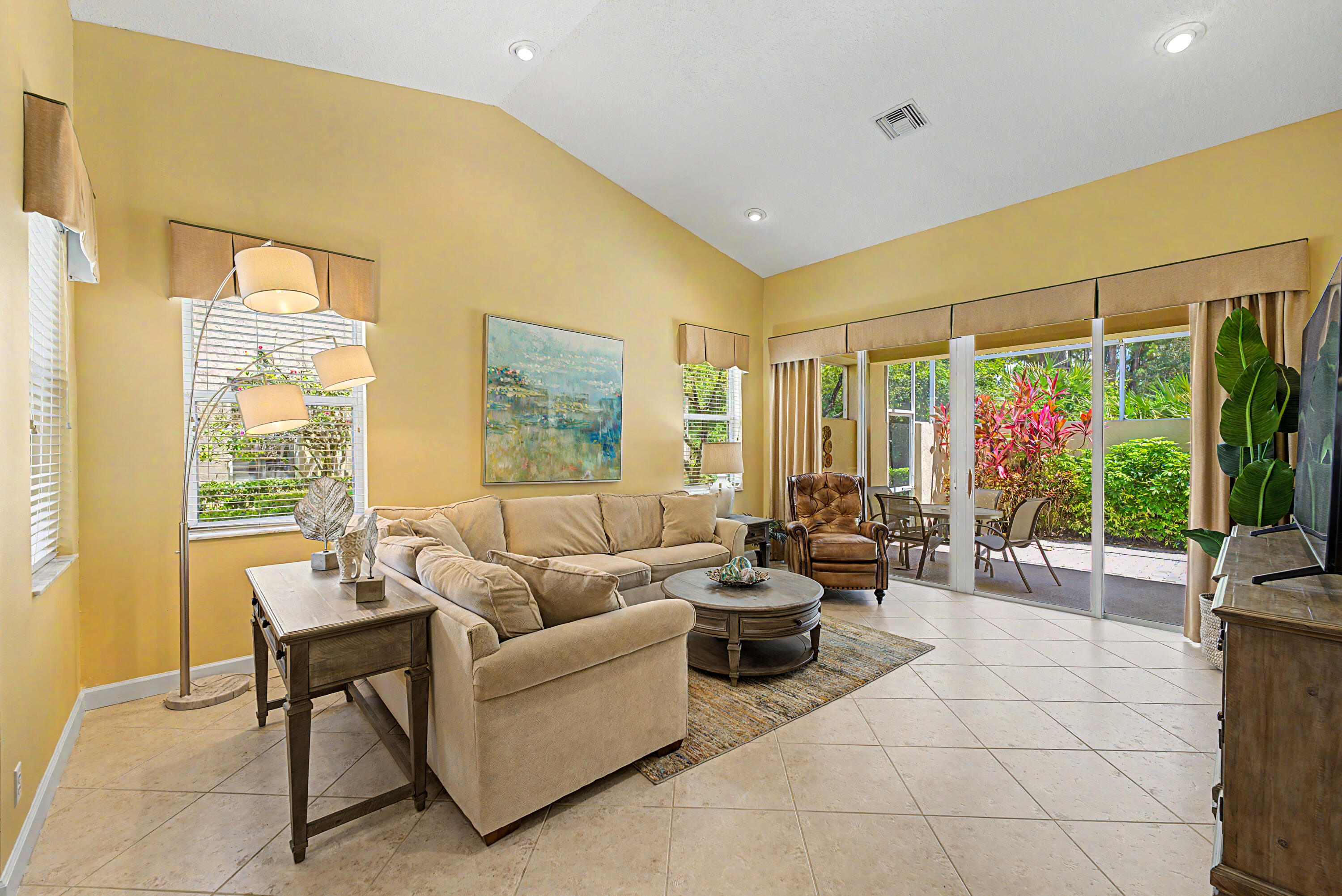 POD 7B AT THE RESERVE, PUD I - TORREY PINES - Residential