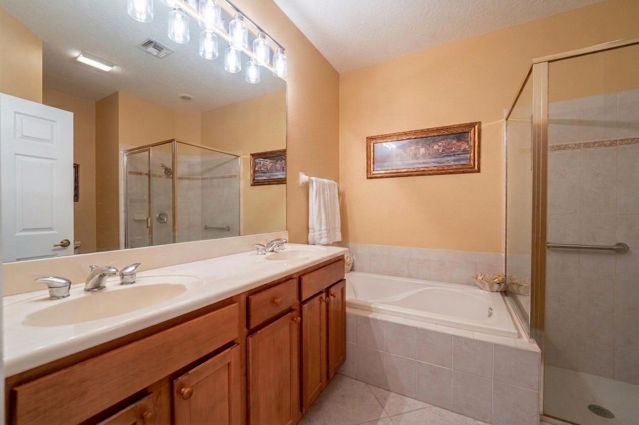 POD 7B AT THE RESERVE, PUD I - TORREY PINES - Residential