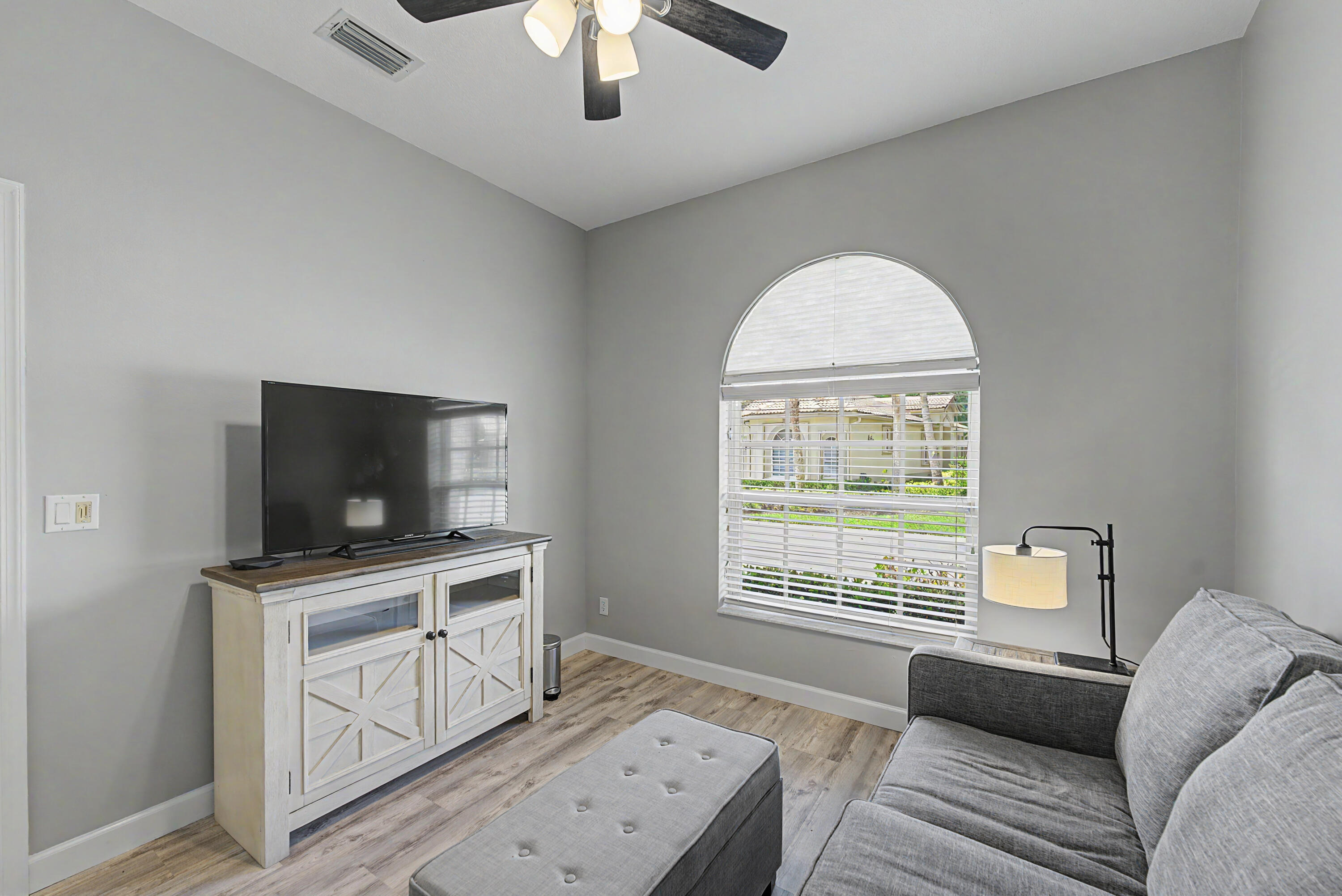 POD 7B AT THE RESERVE, PUD I - TORREY PINES - Residential