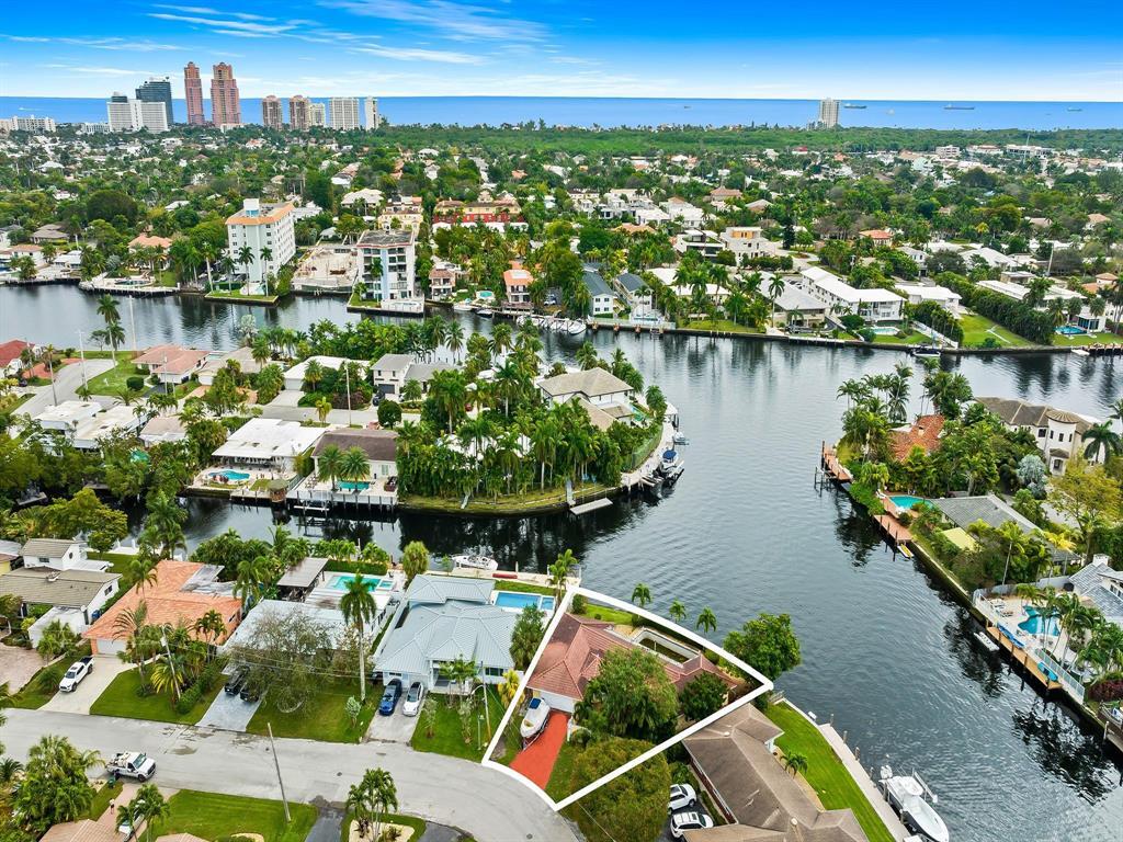 BAL HARBOUR - Land