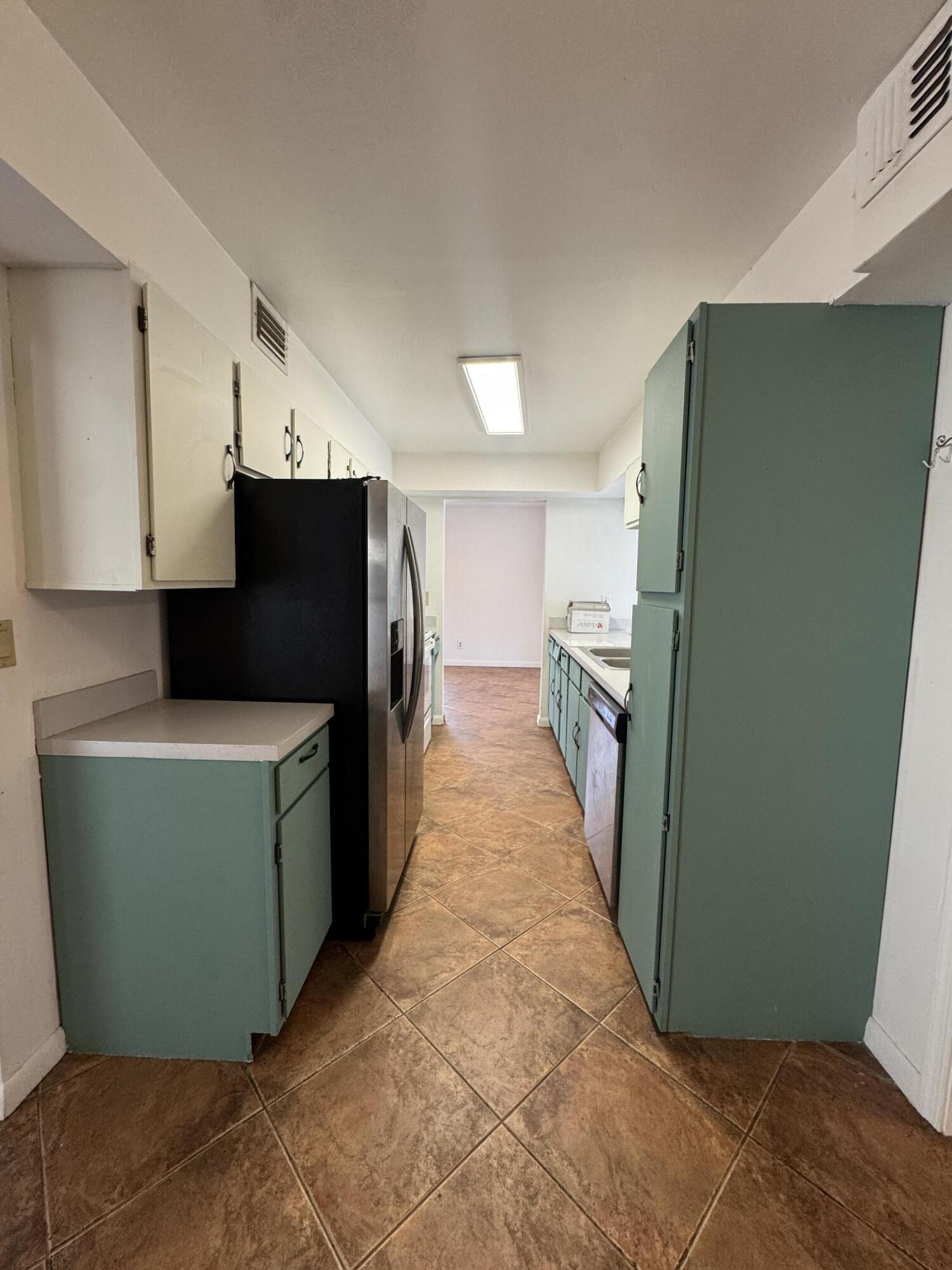 HEATHGATE FIRST ADD - Residential Lease