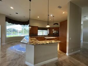 WHISPERING WOODS - Residential