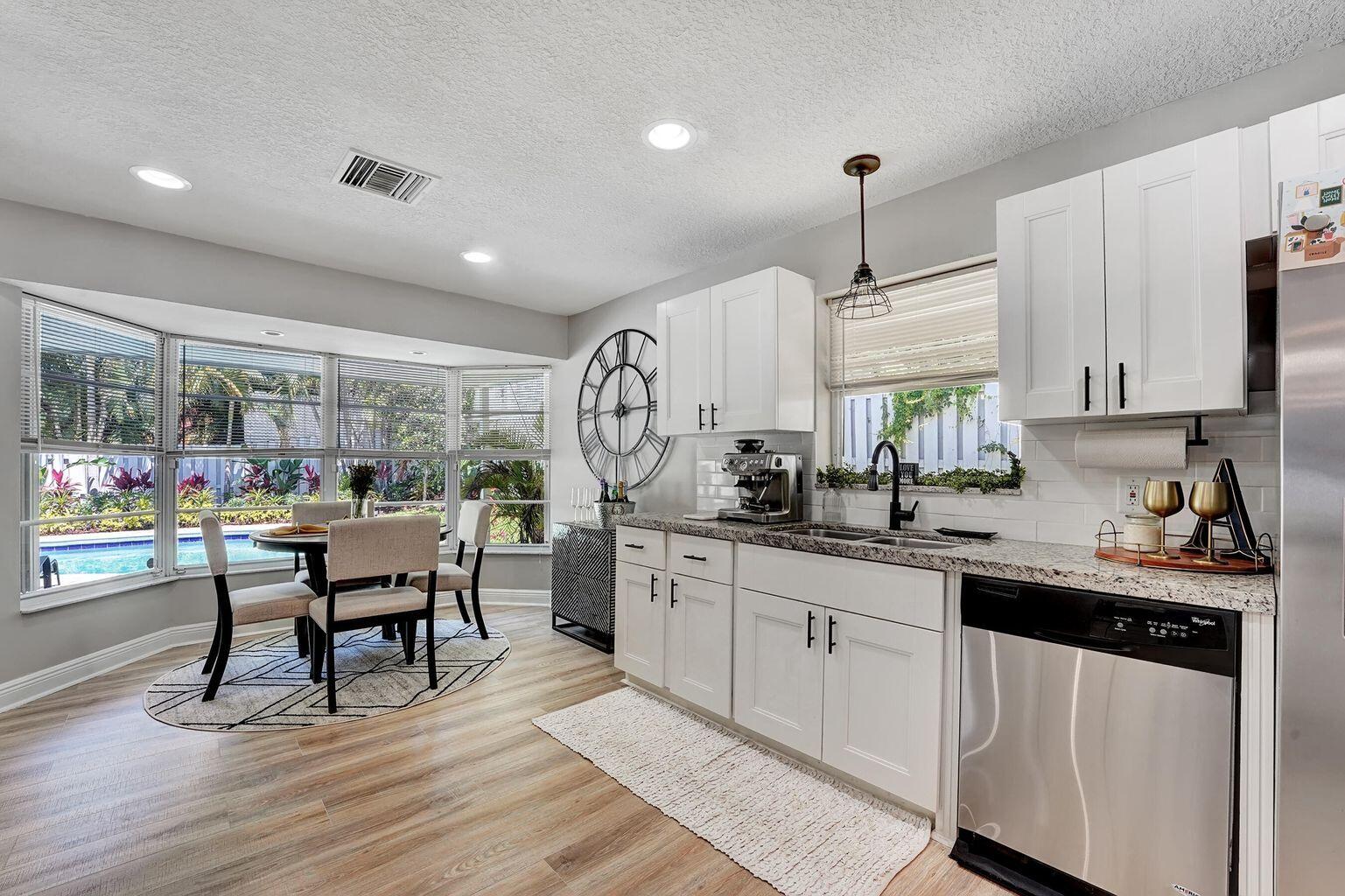 RIDGEWOOD ESTATES - Residential Lease